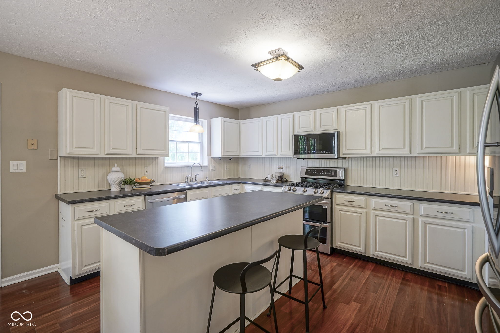 17635 Willow Creek Way