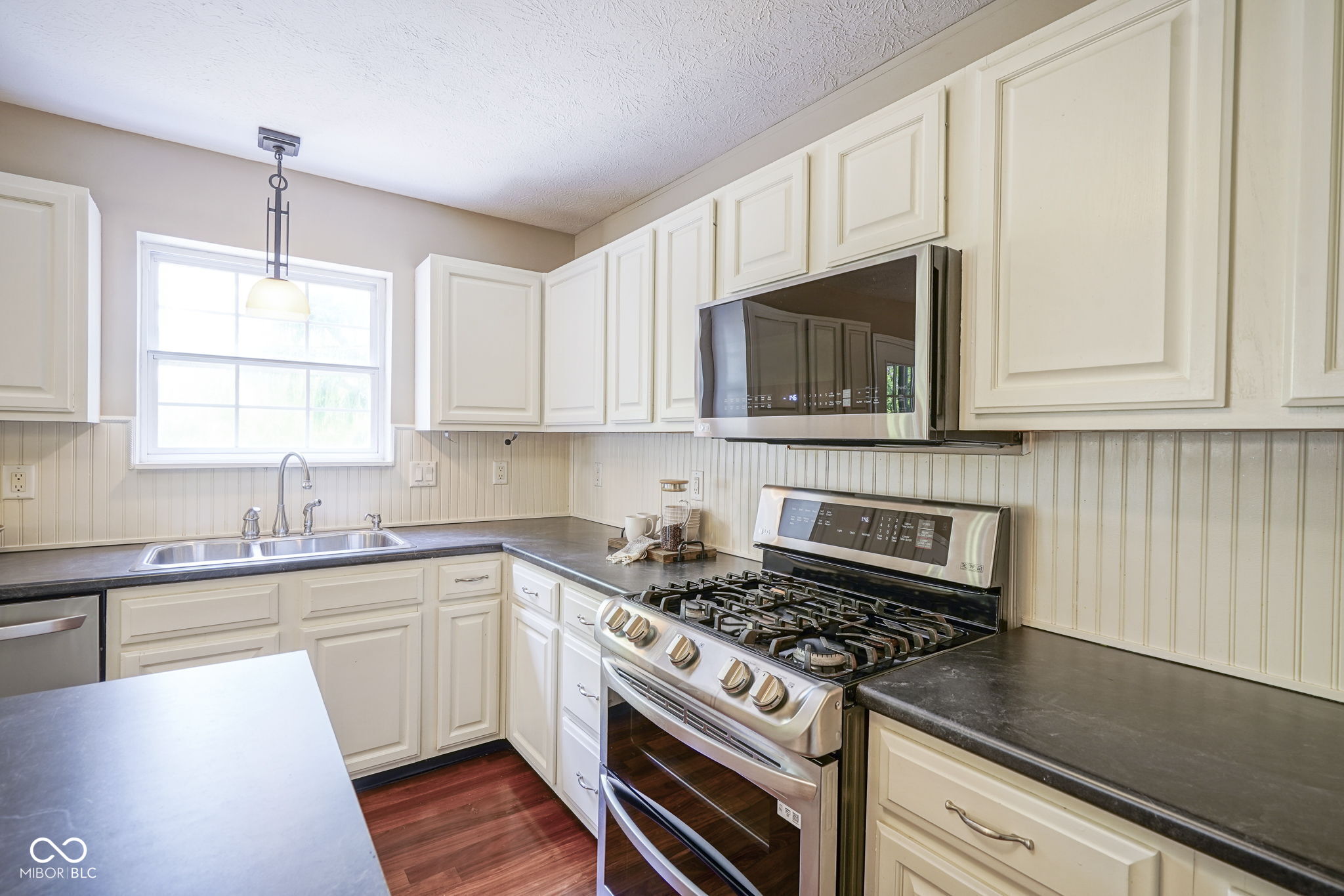 17635 Willow Creek Way