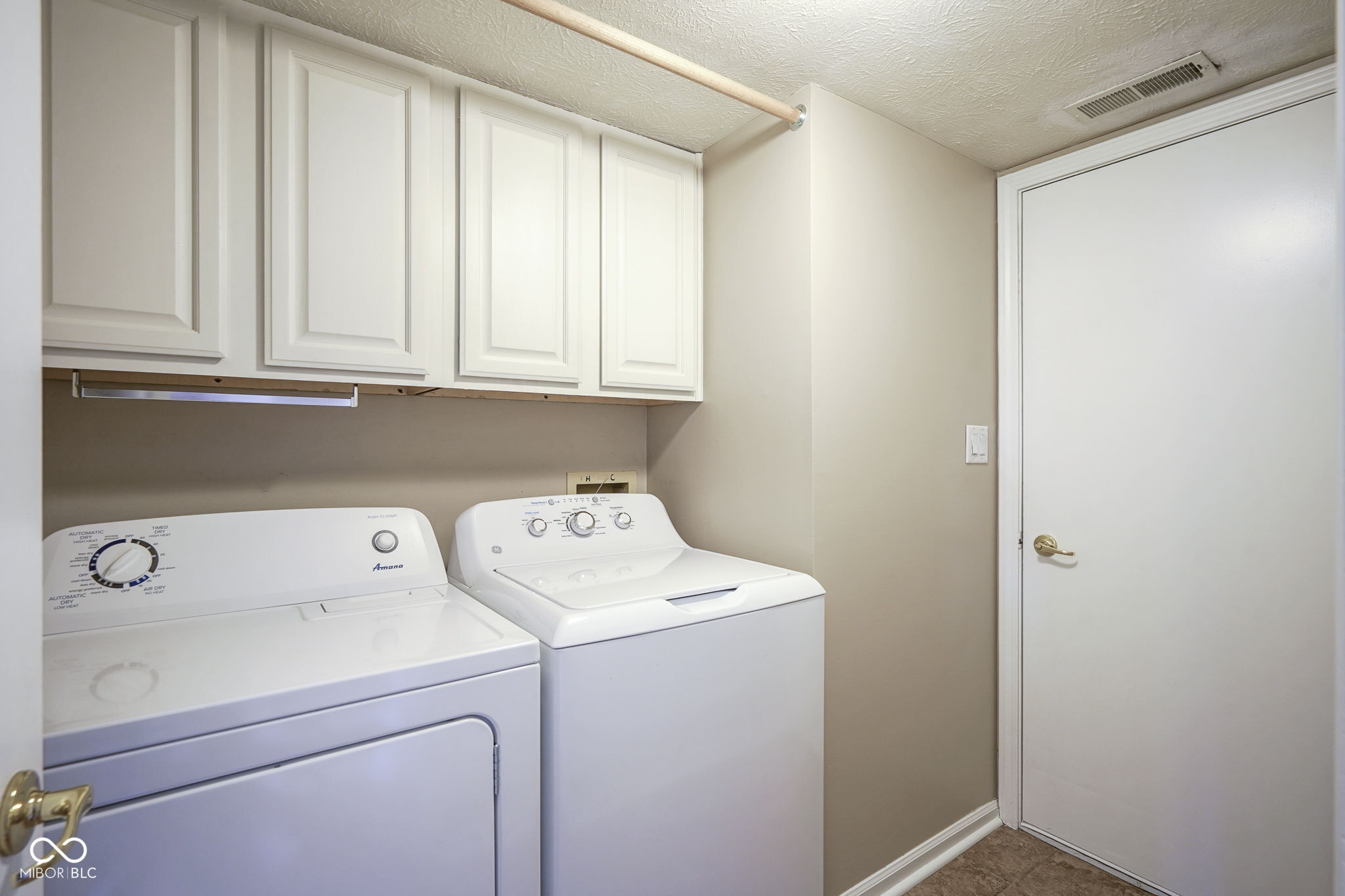 17635 Willow Creek Way