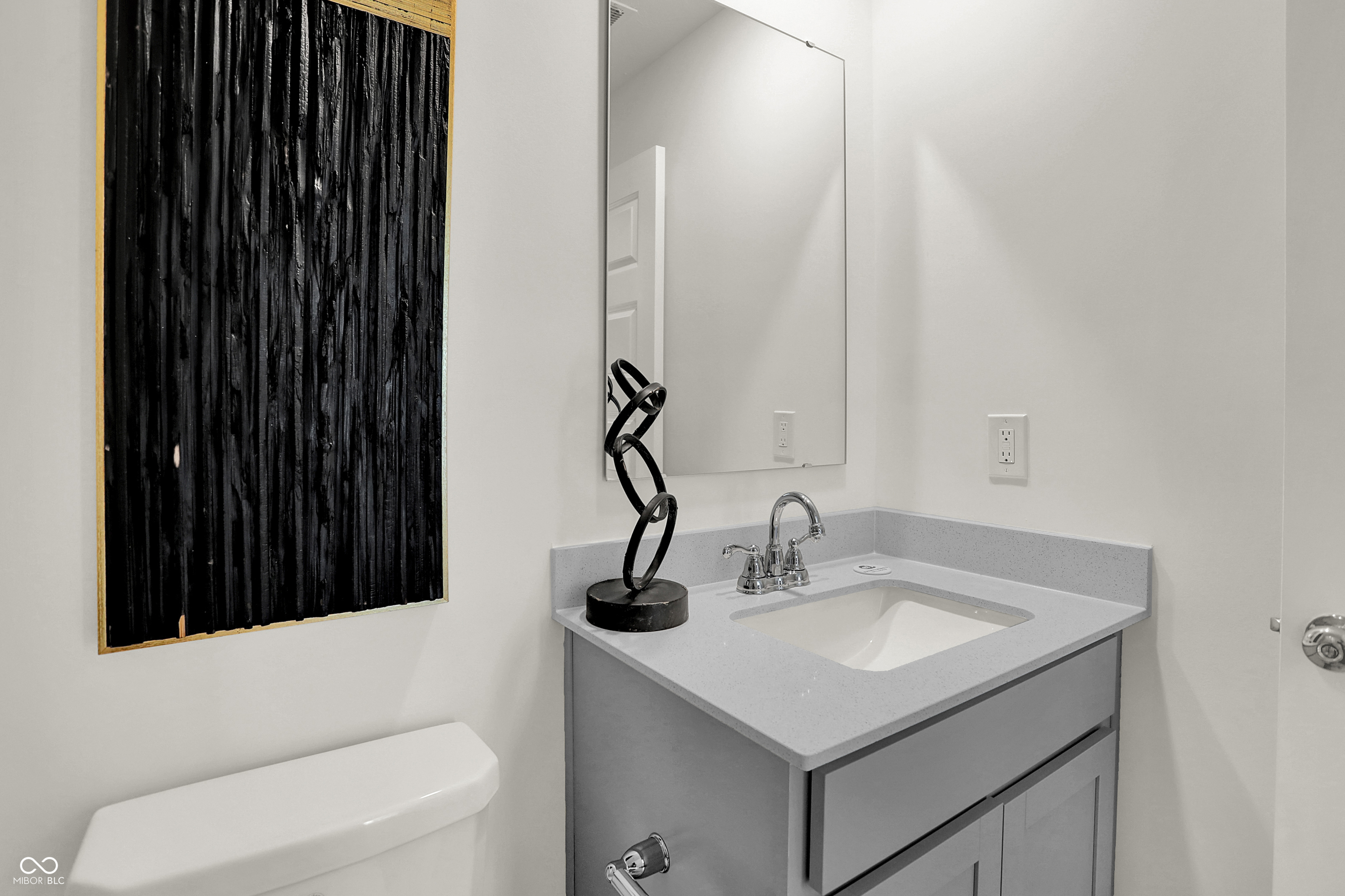 11912 Moorfield Lane