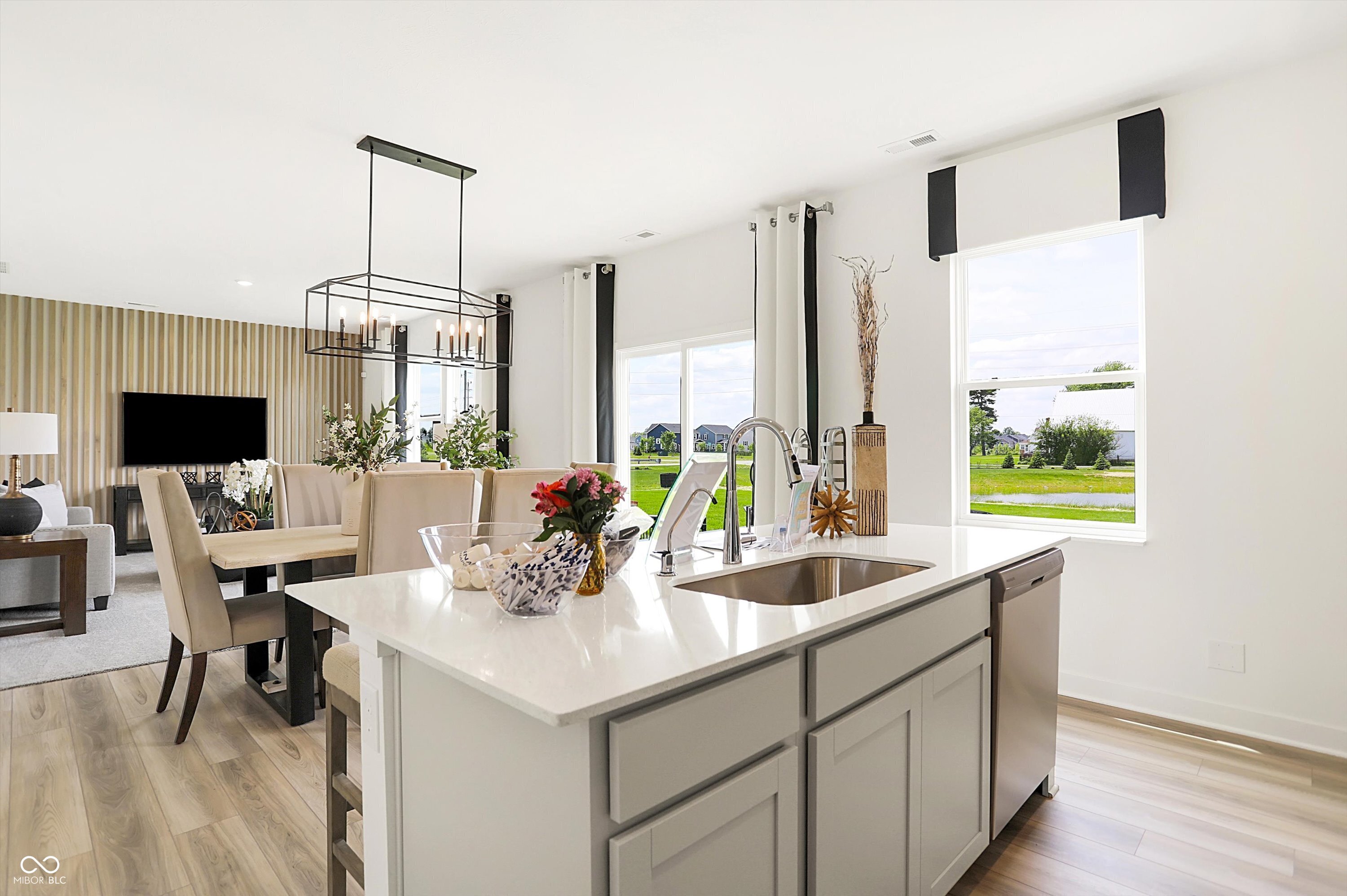 2920 Woods Edge Drive