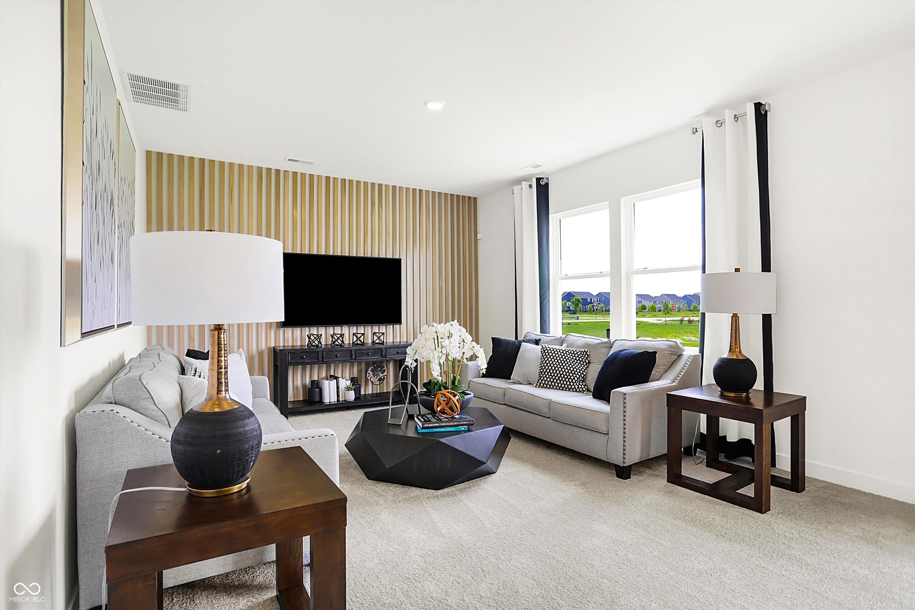 2920 Woods Edge Drive