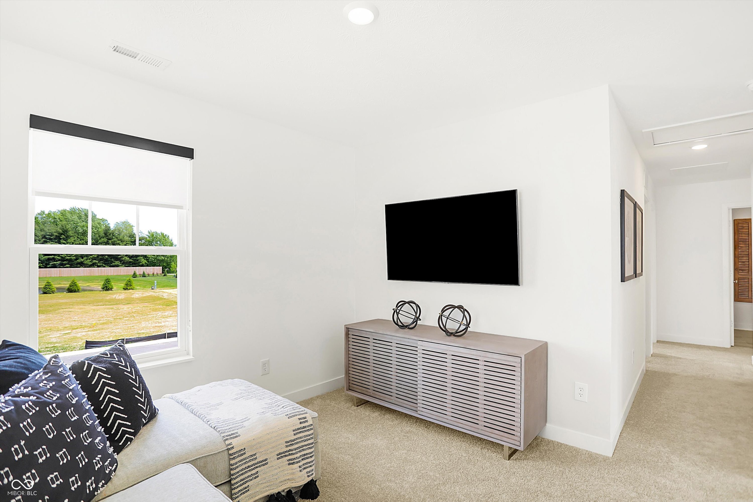 2920 Woods Edge Drive