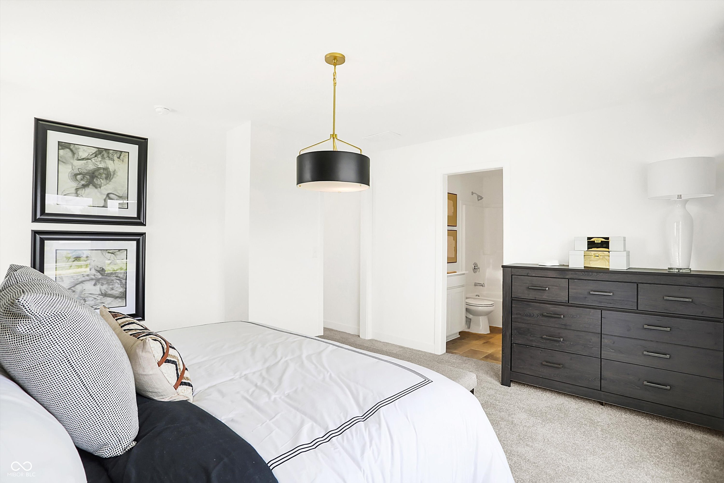 2920 Woods Edge Drive