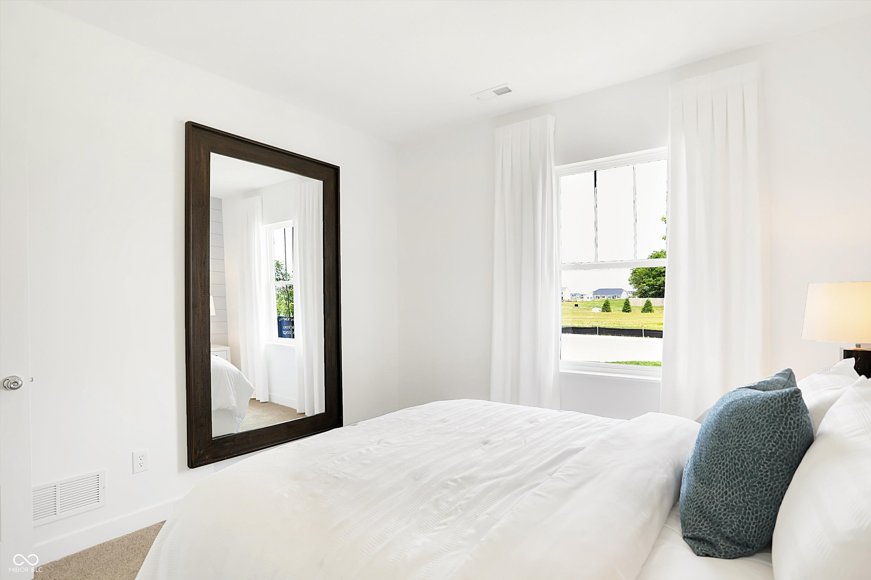 2946 Woods Edge Drive