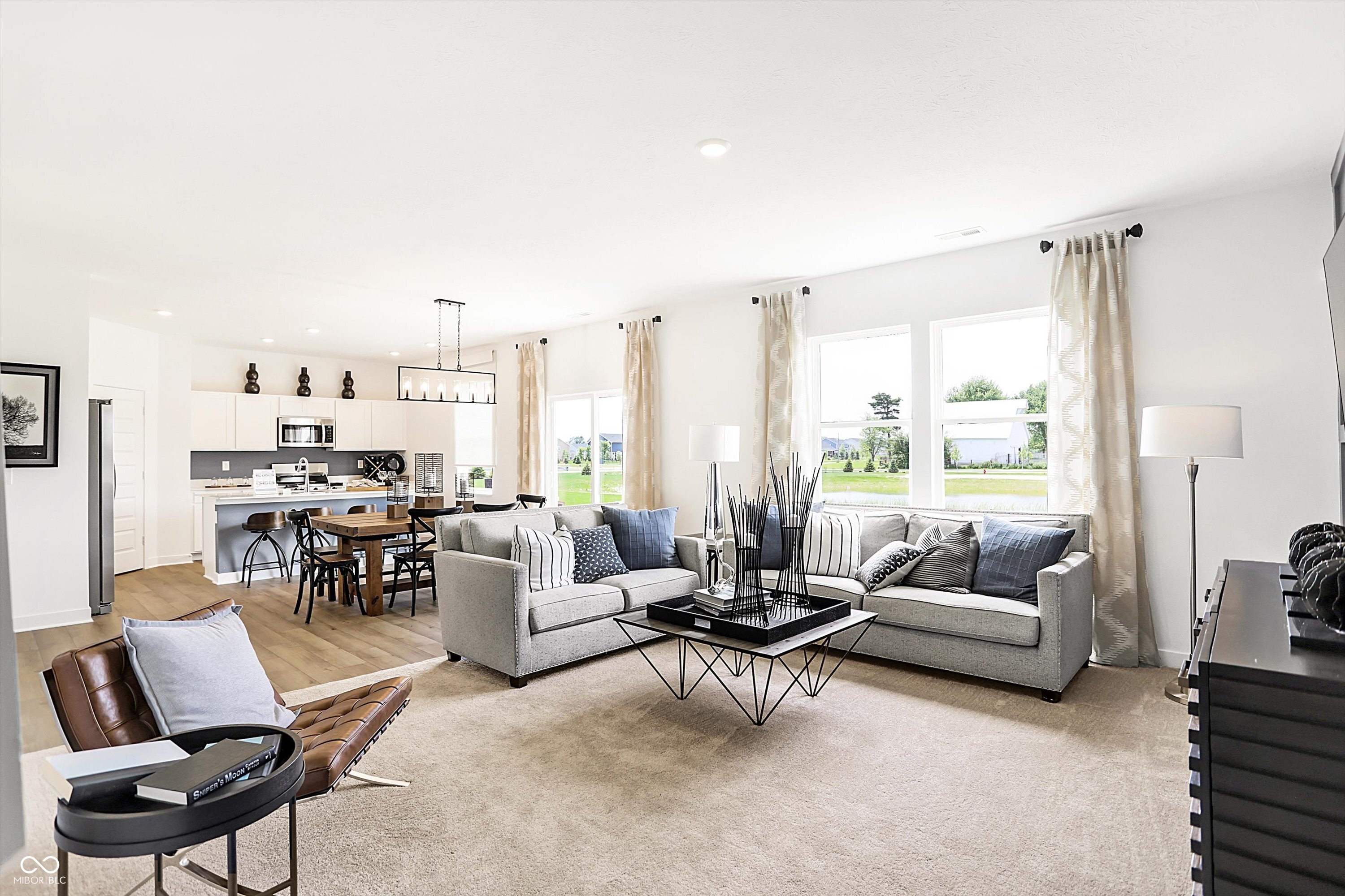 2946 Woods Edge Drive