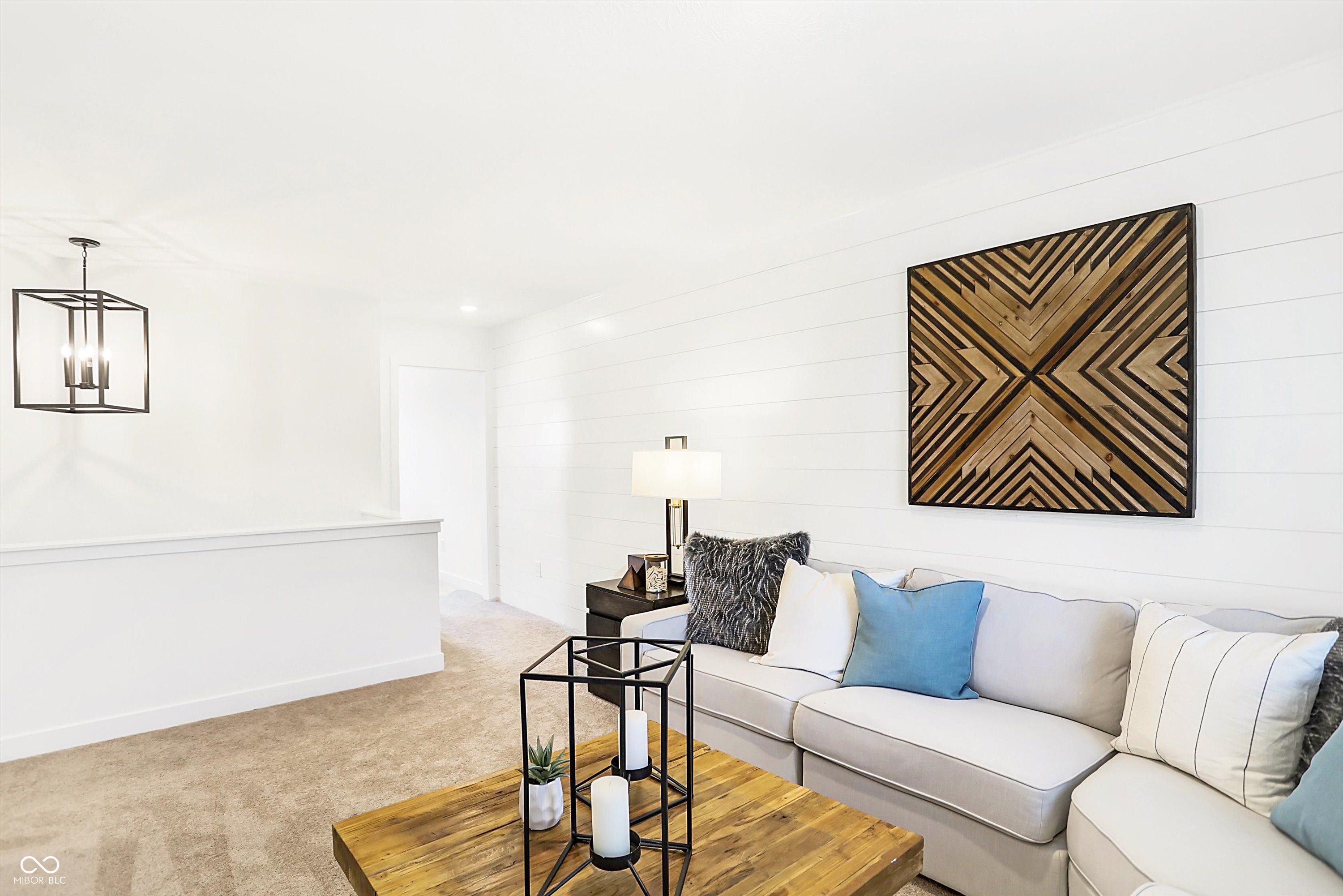 2946 Woods Edge Drive