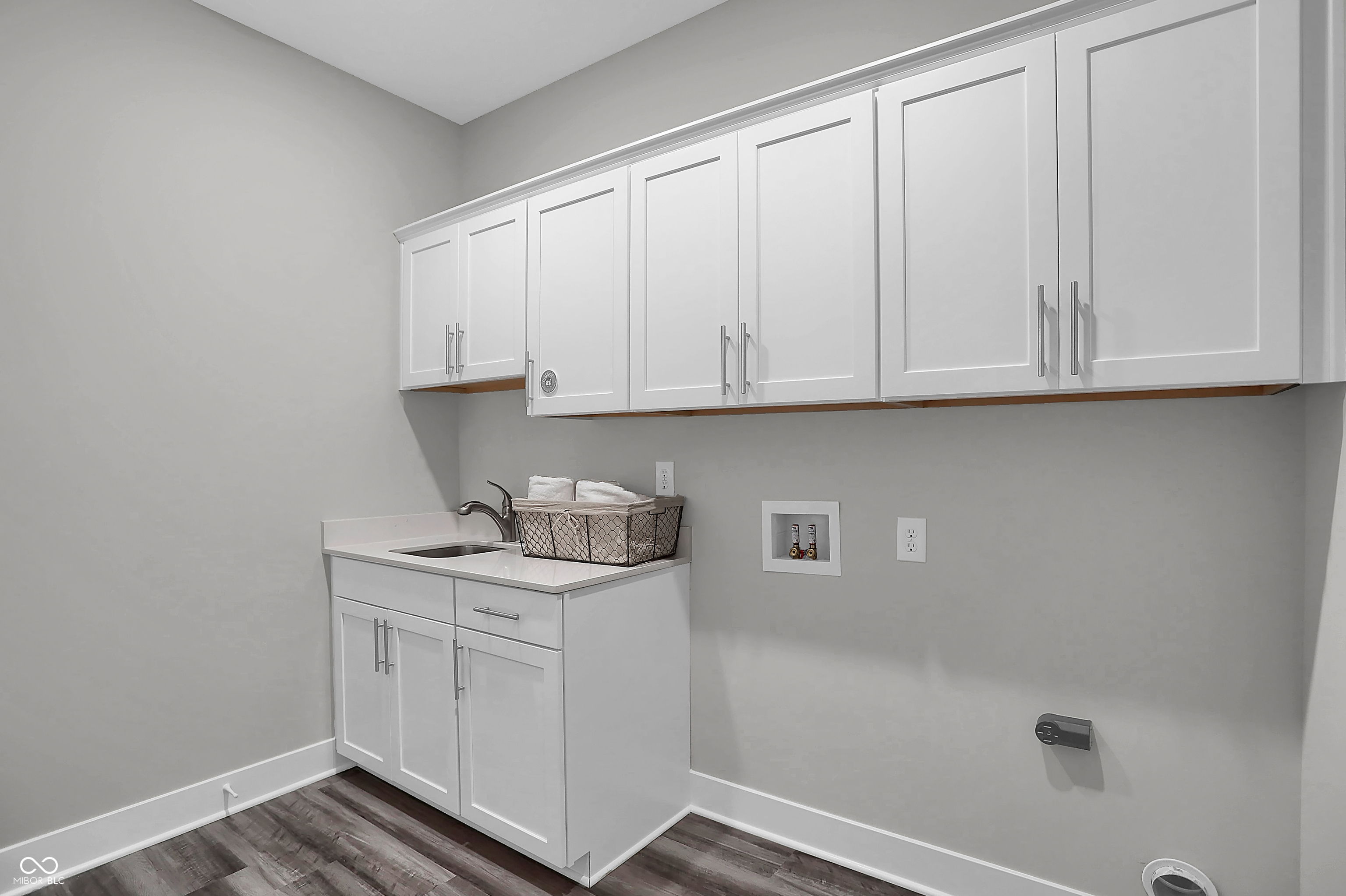 5084 Foxley Park Lane