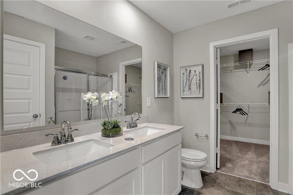 19791 Moorpark Landing