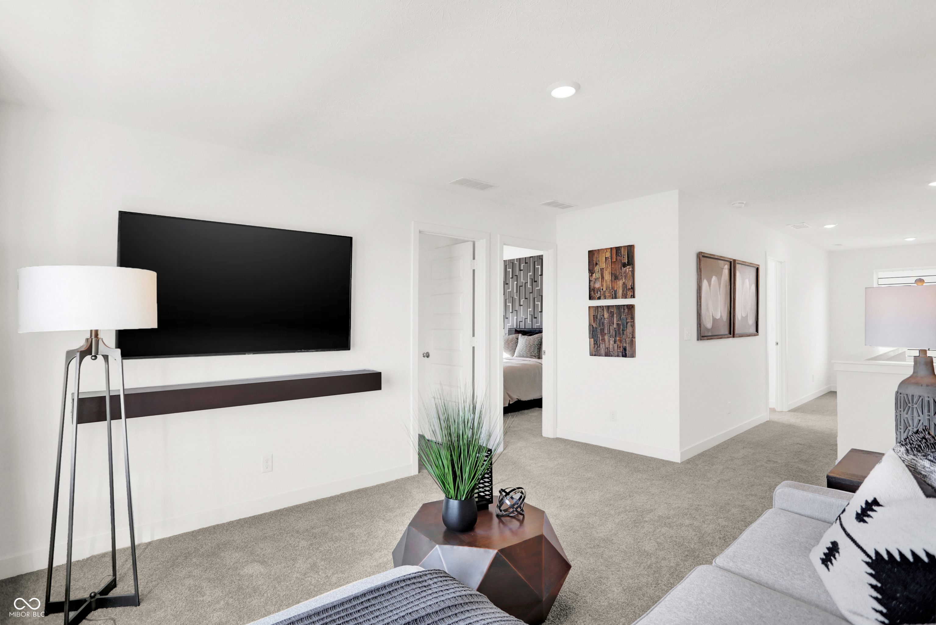 2206 Boxwood Drive