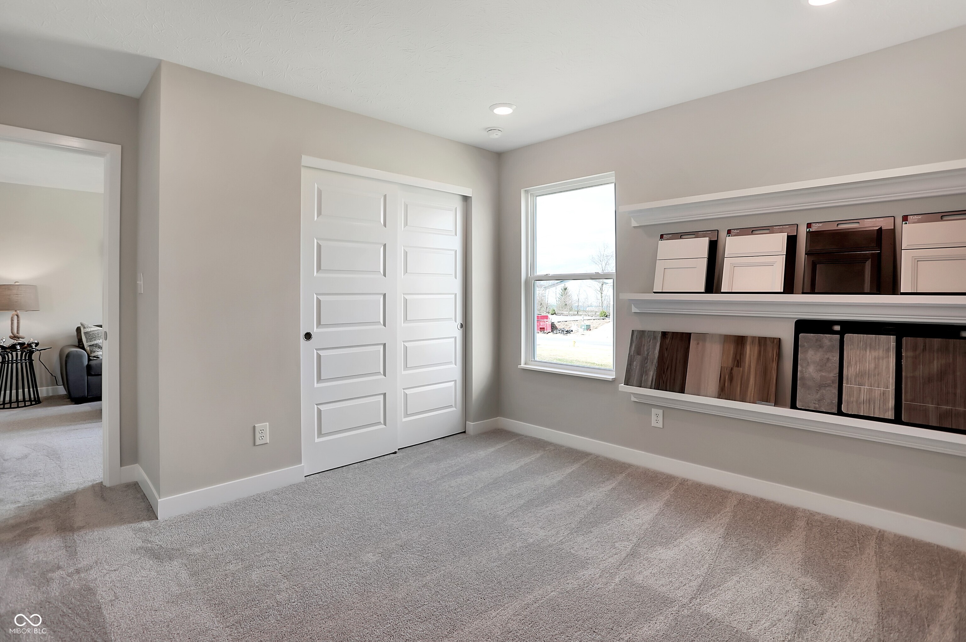 19780 Moorpark Landing