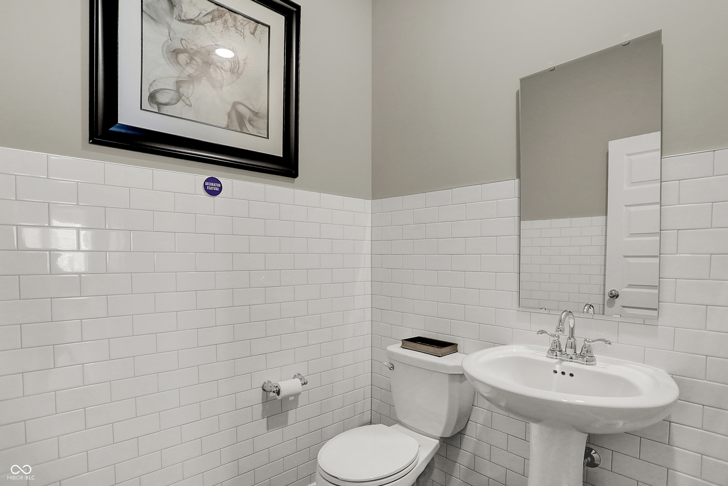 19838 Moorpark Landing
