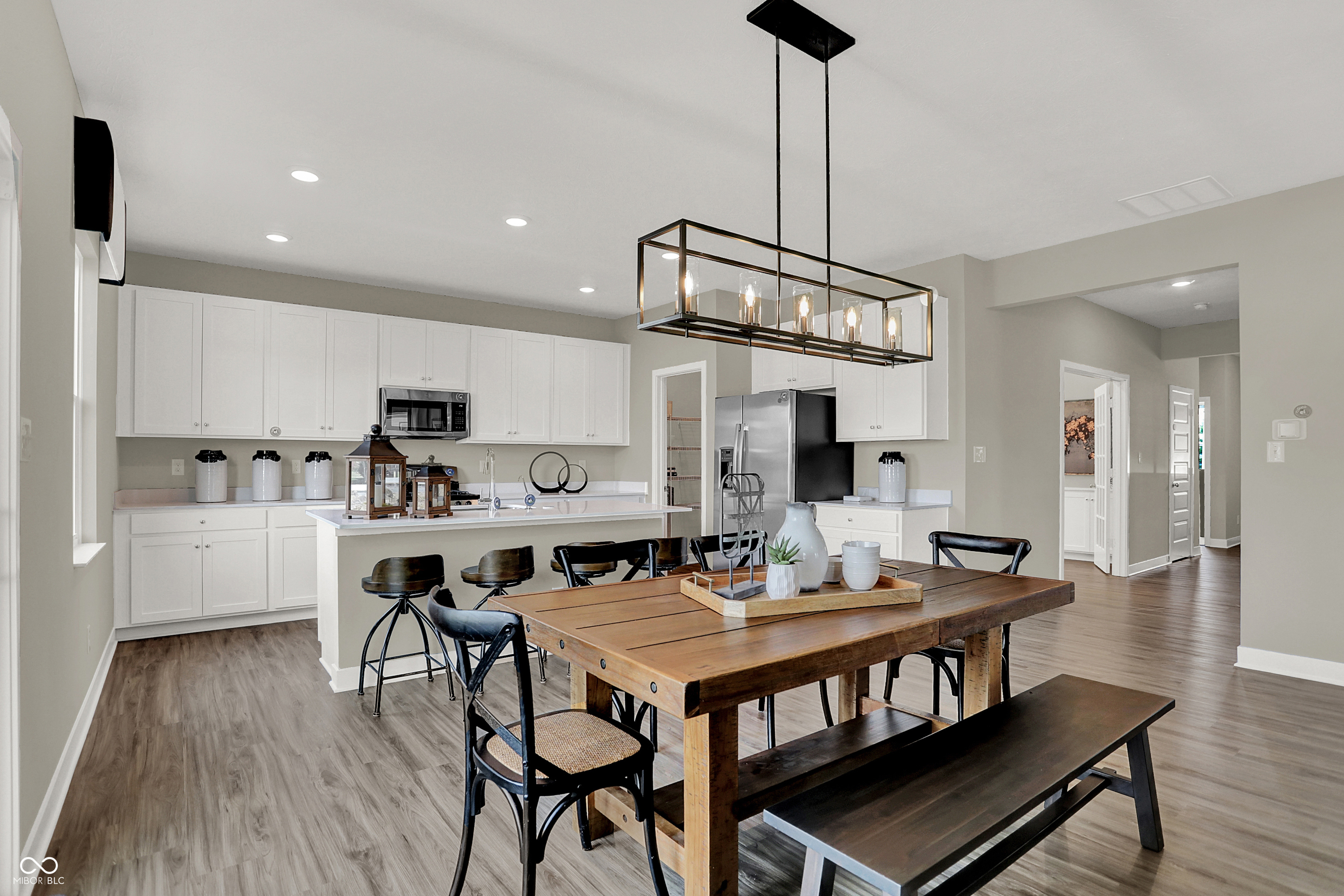 19838 Moorpark Landing