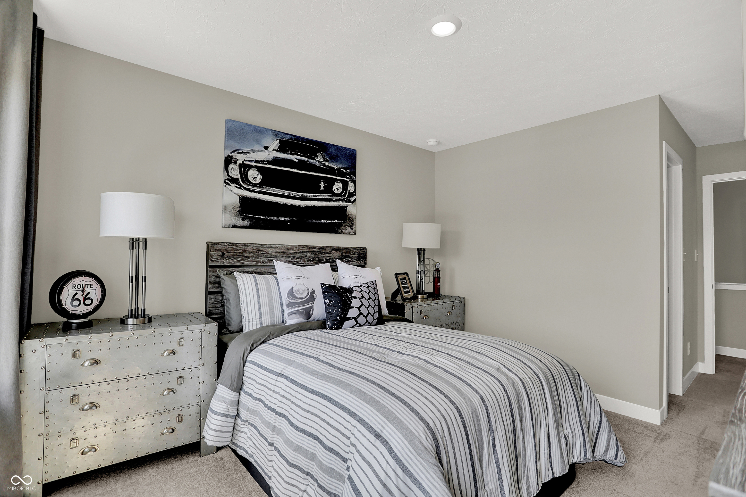 19838 Moorpark Landing
