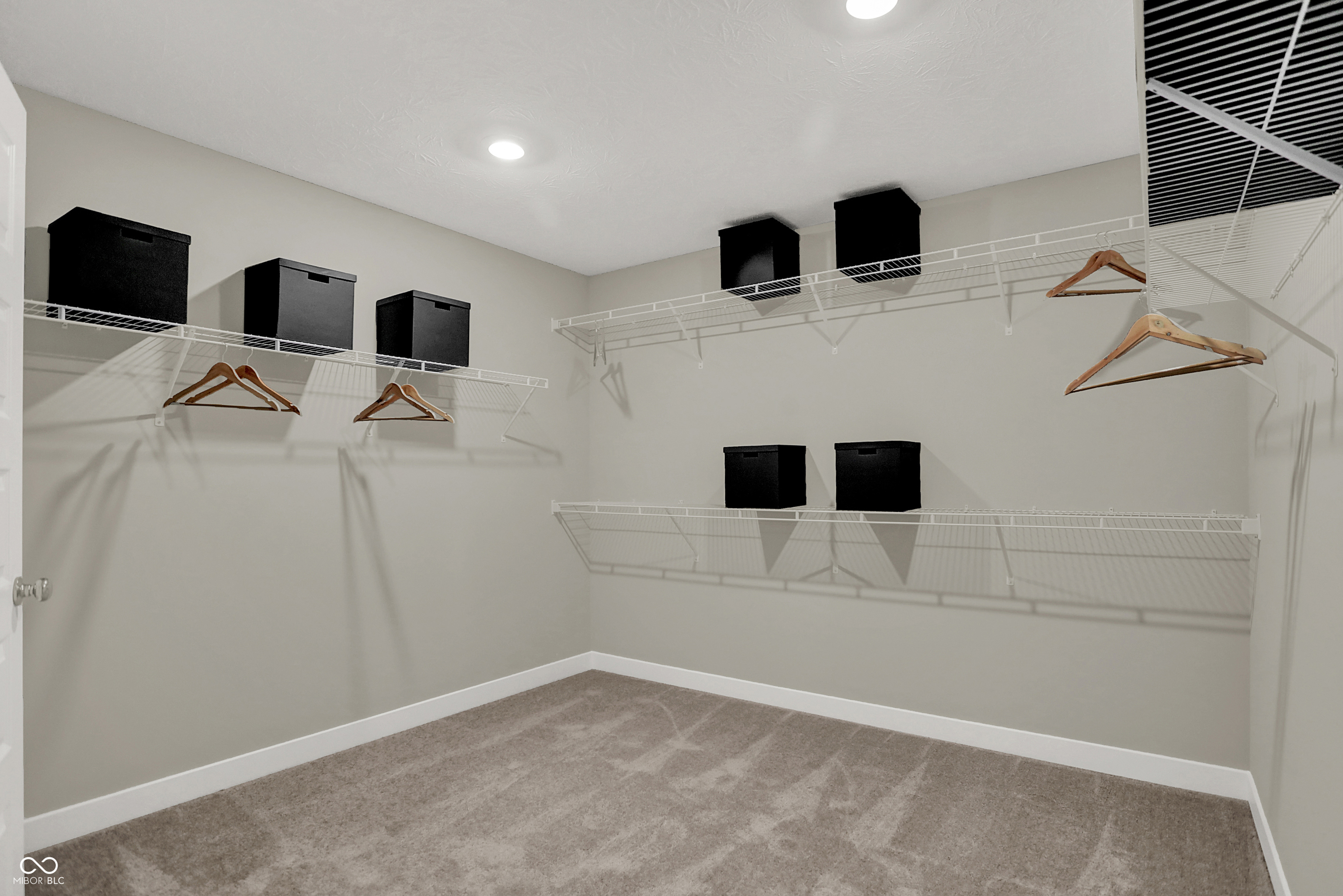 19838 Moorpark Landing