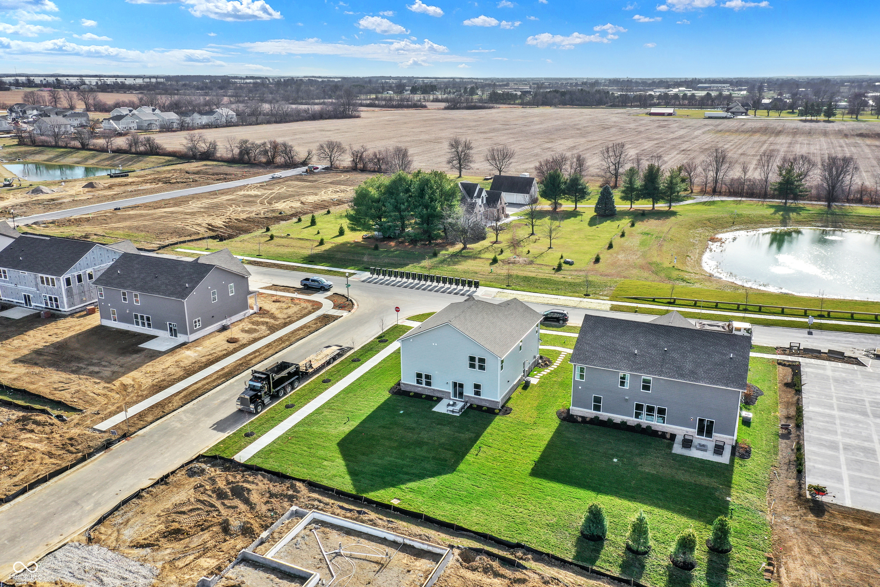 966 Elmwood Lane