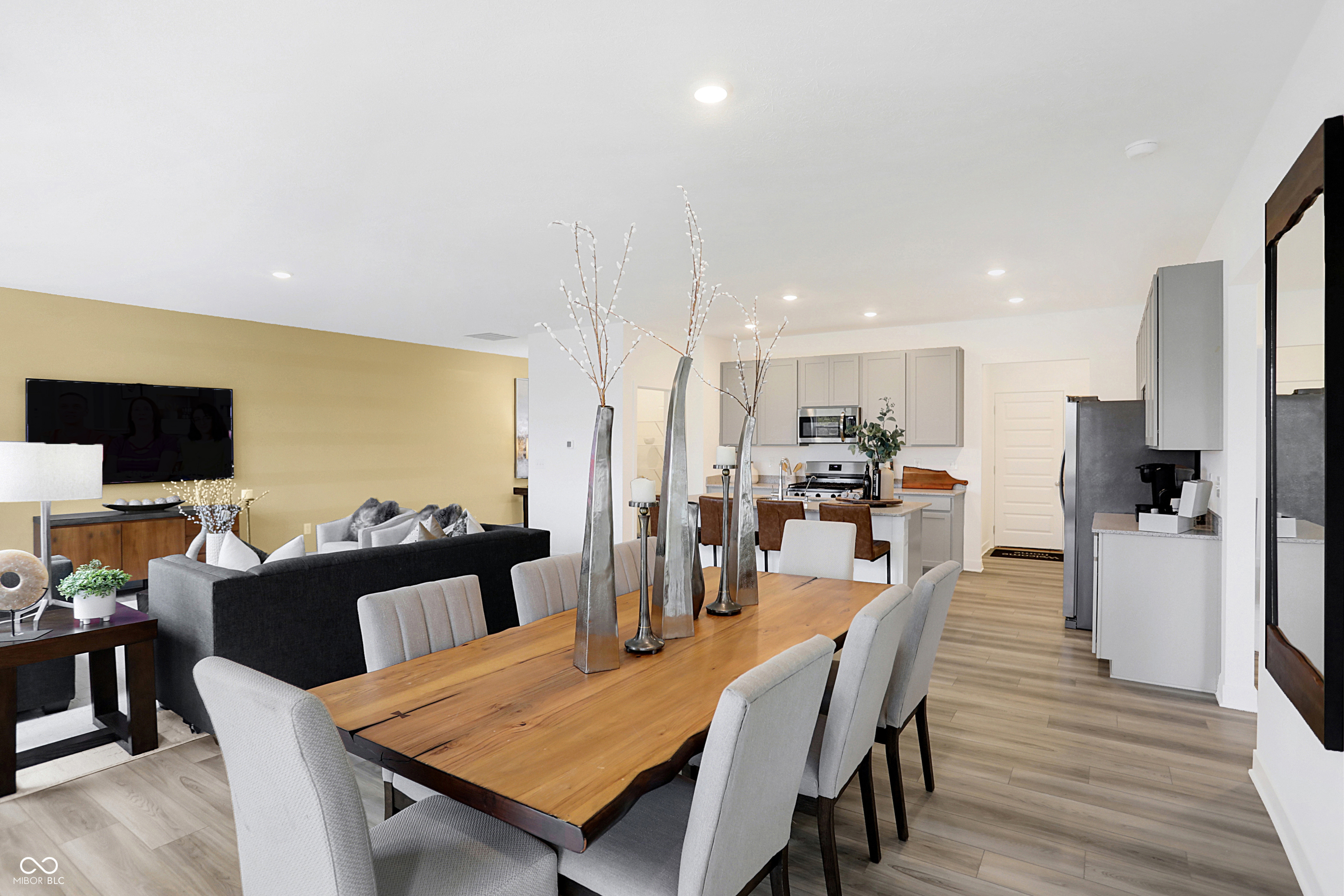 4362 Red Pine Drive