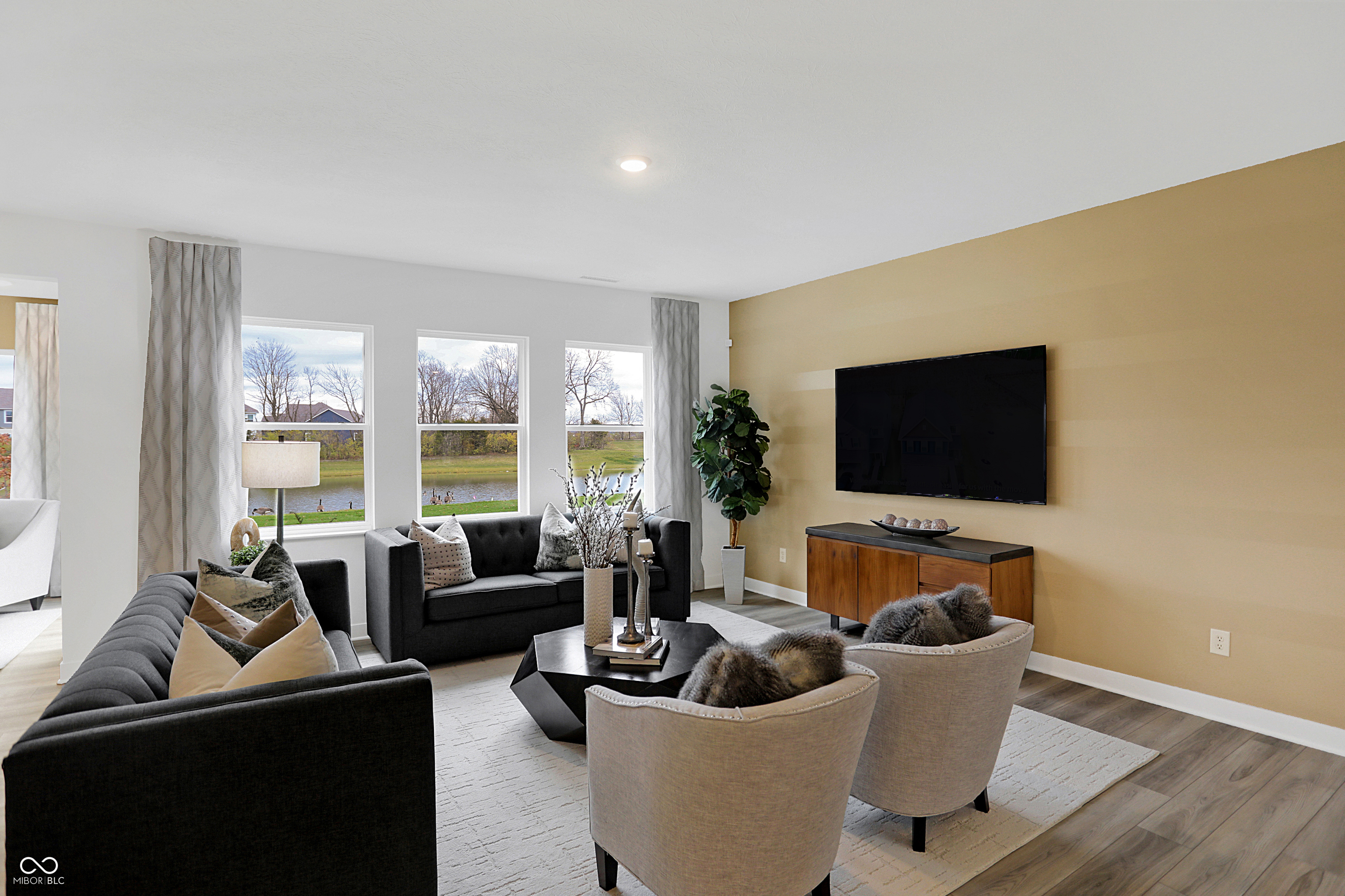 4362 Red Pine Drive