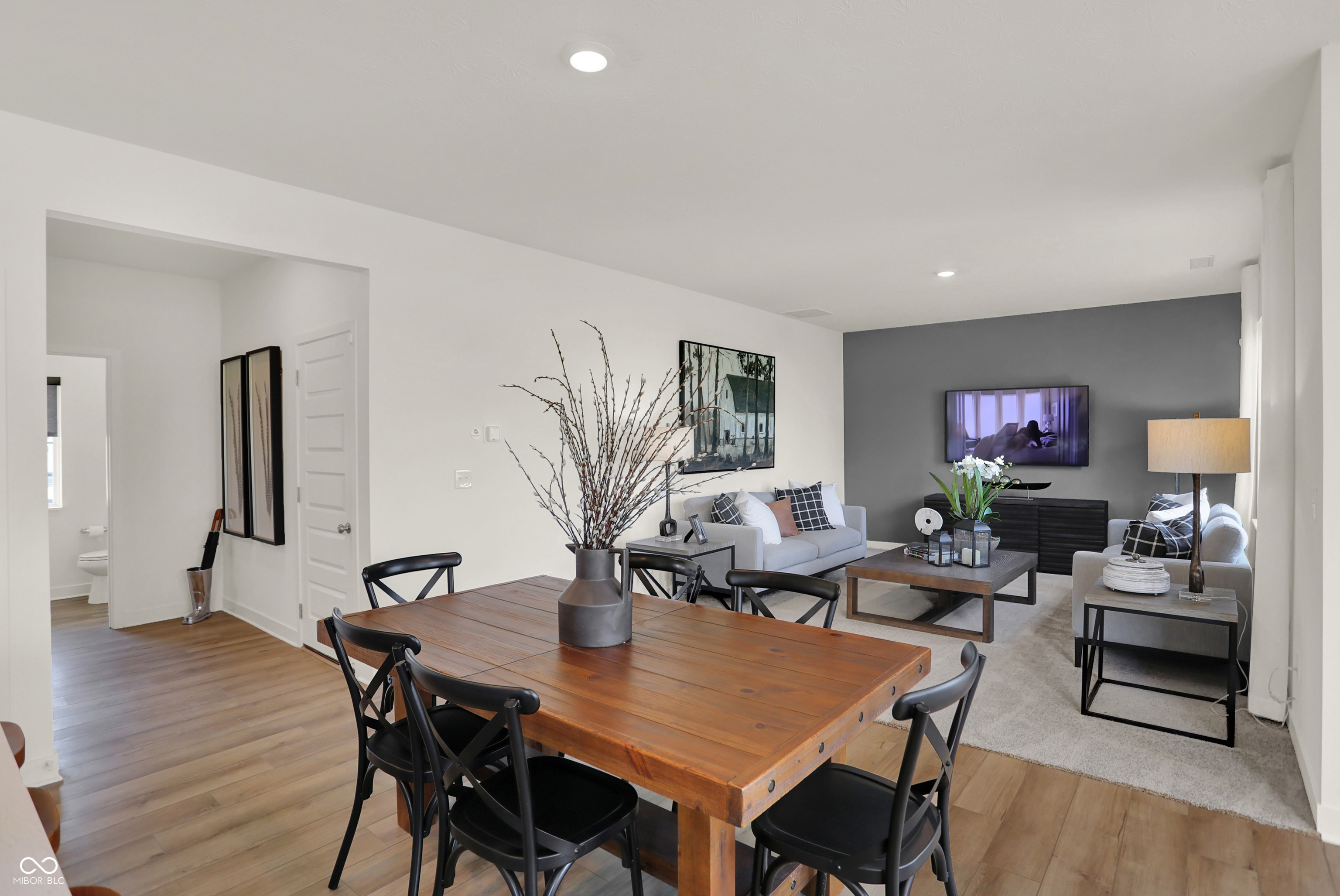 2215 Foothill Drive