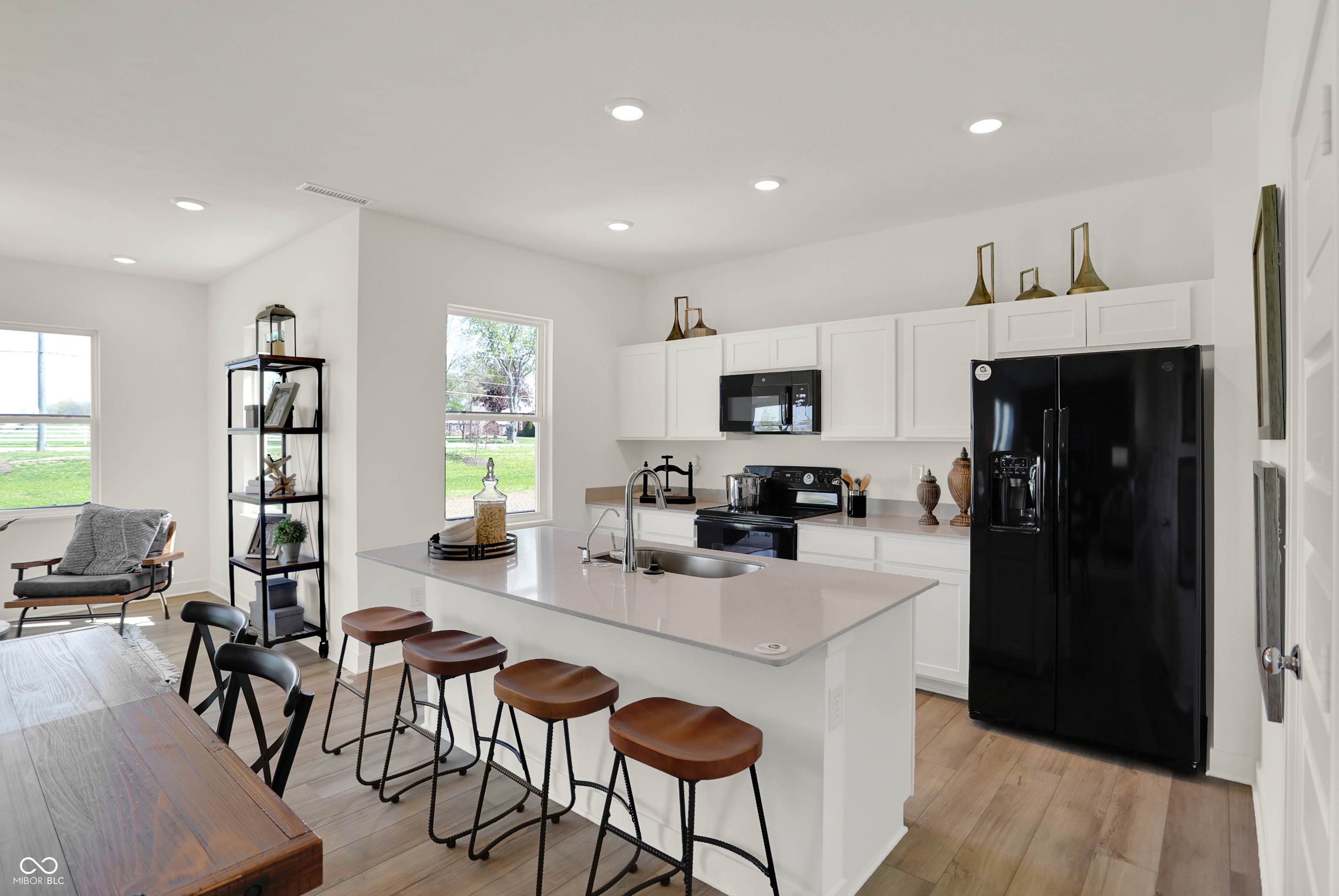 2215 Foothill Drive