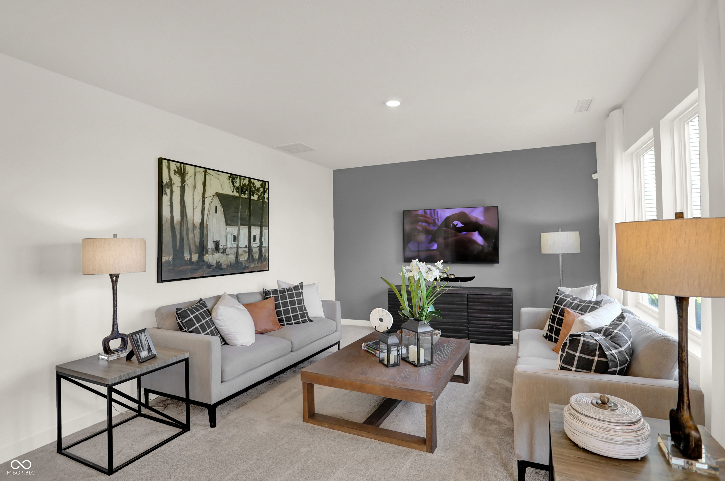 2215 Foothill Drive