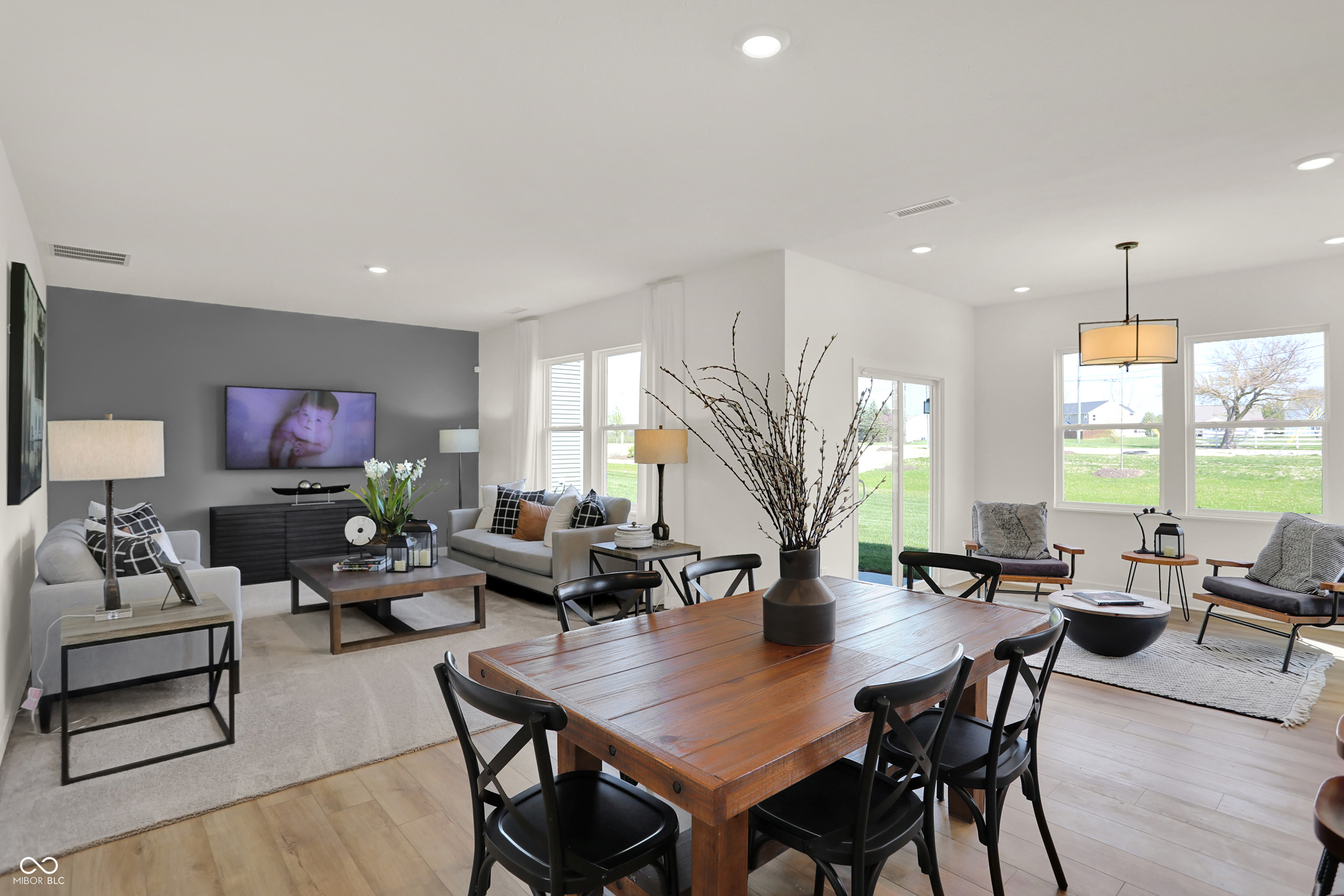2215 Foothill Drive