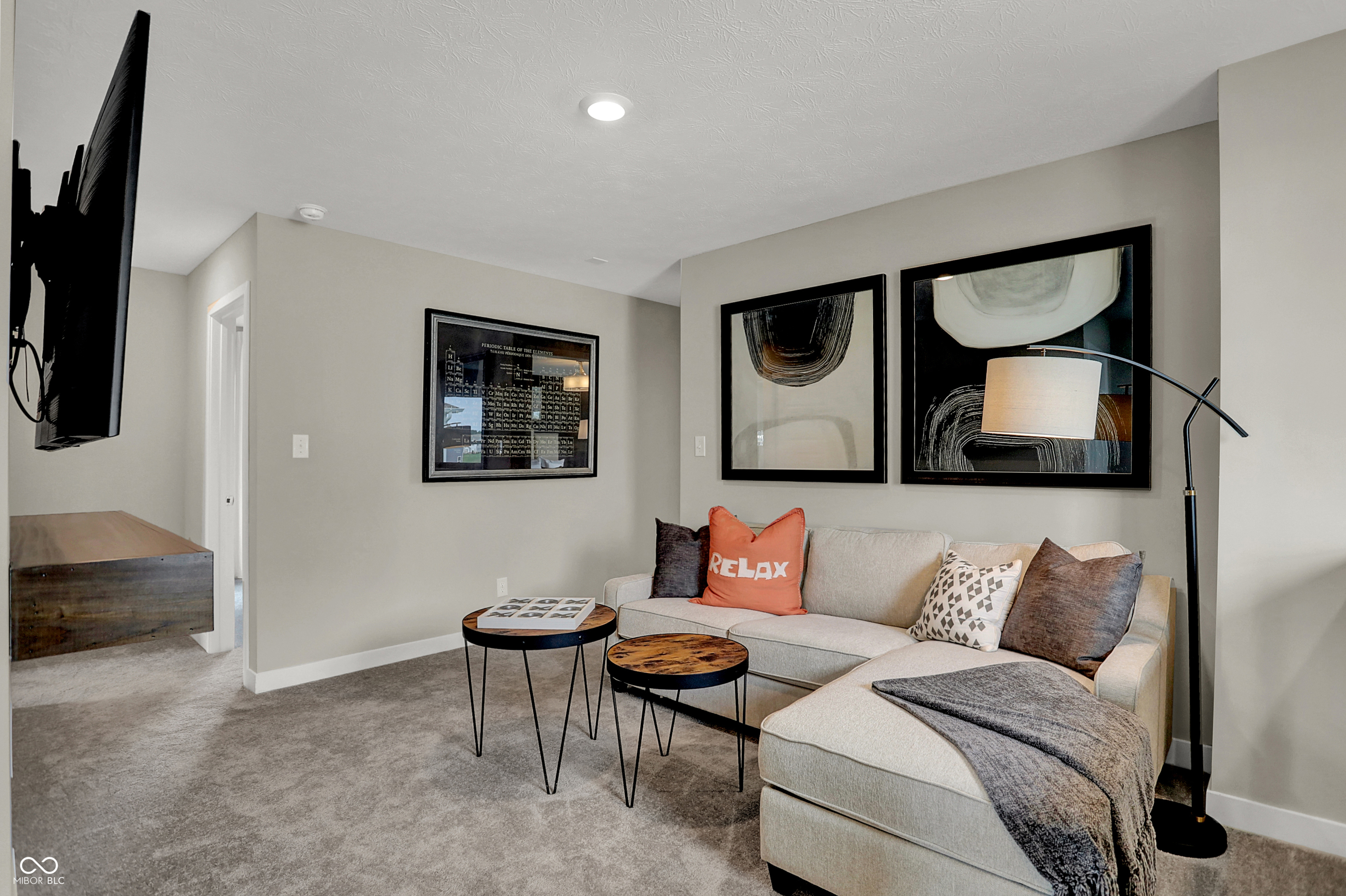 852 Hardin Place
