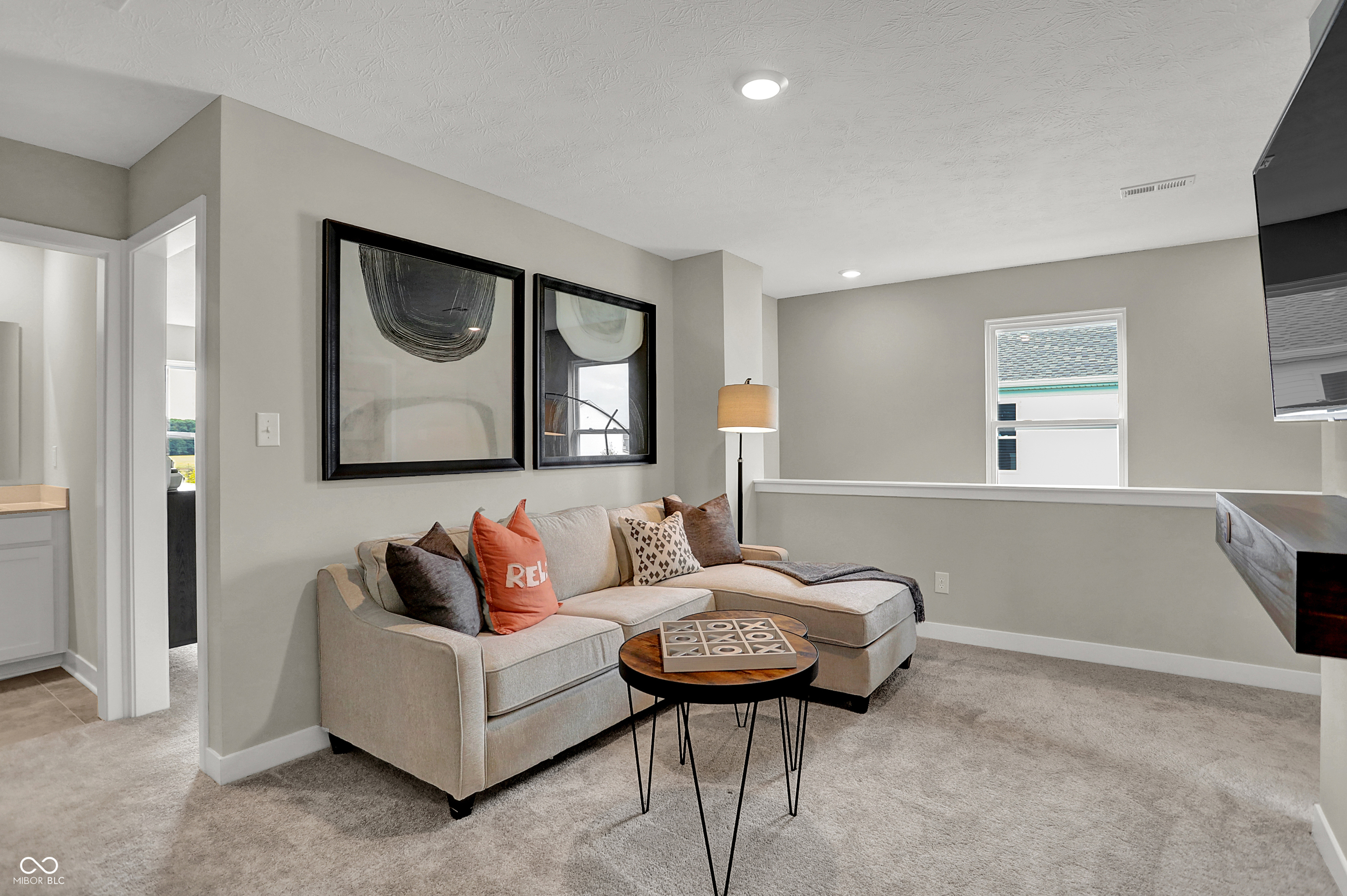 852 Hardin Place