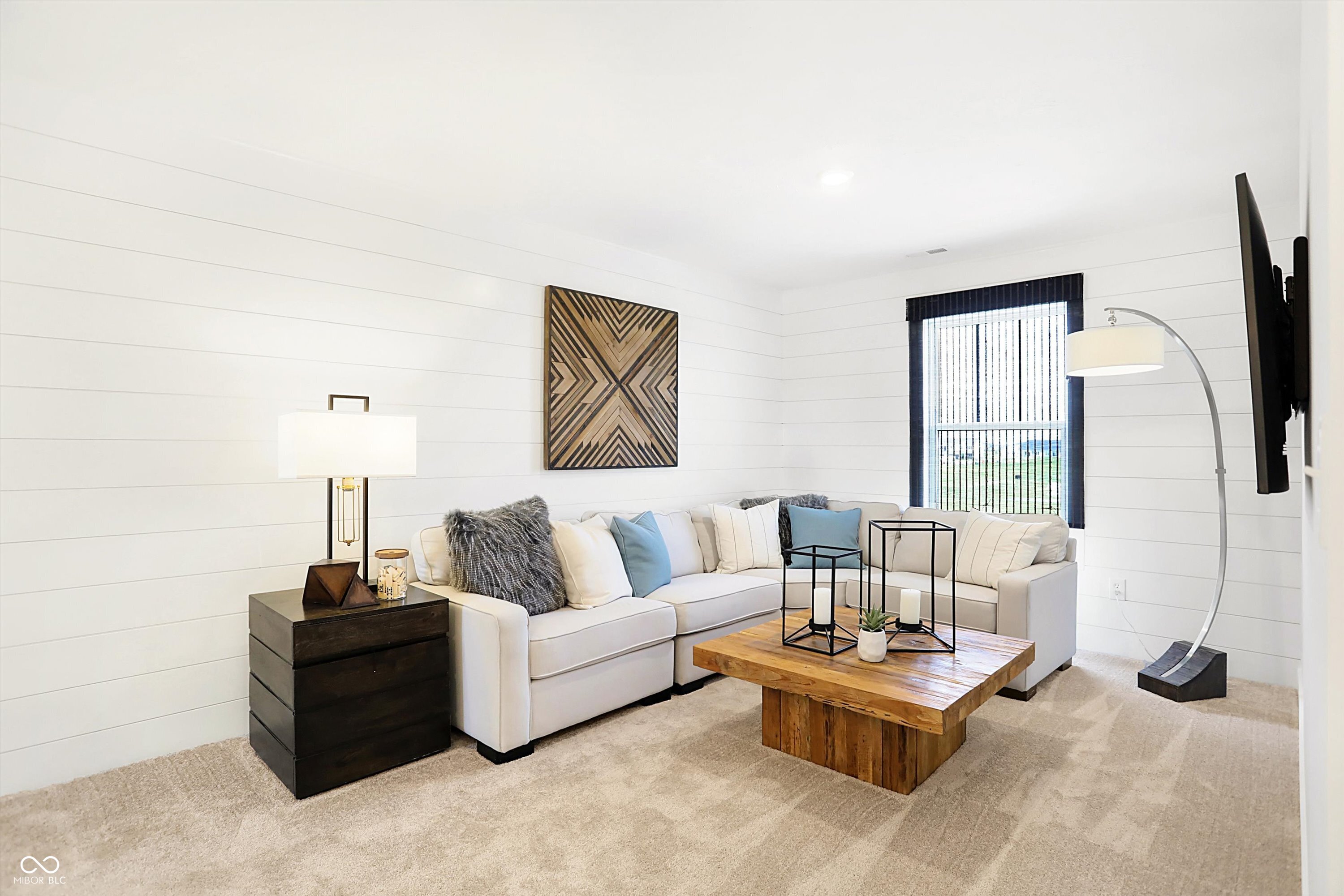 2852 Woods Edge Drive