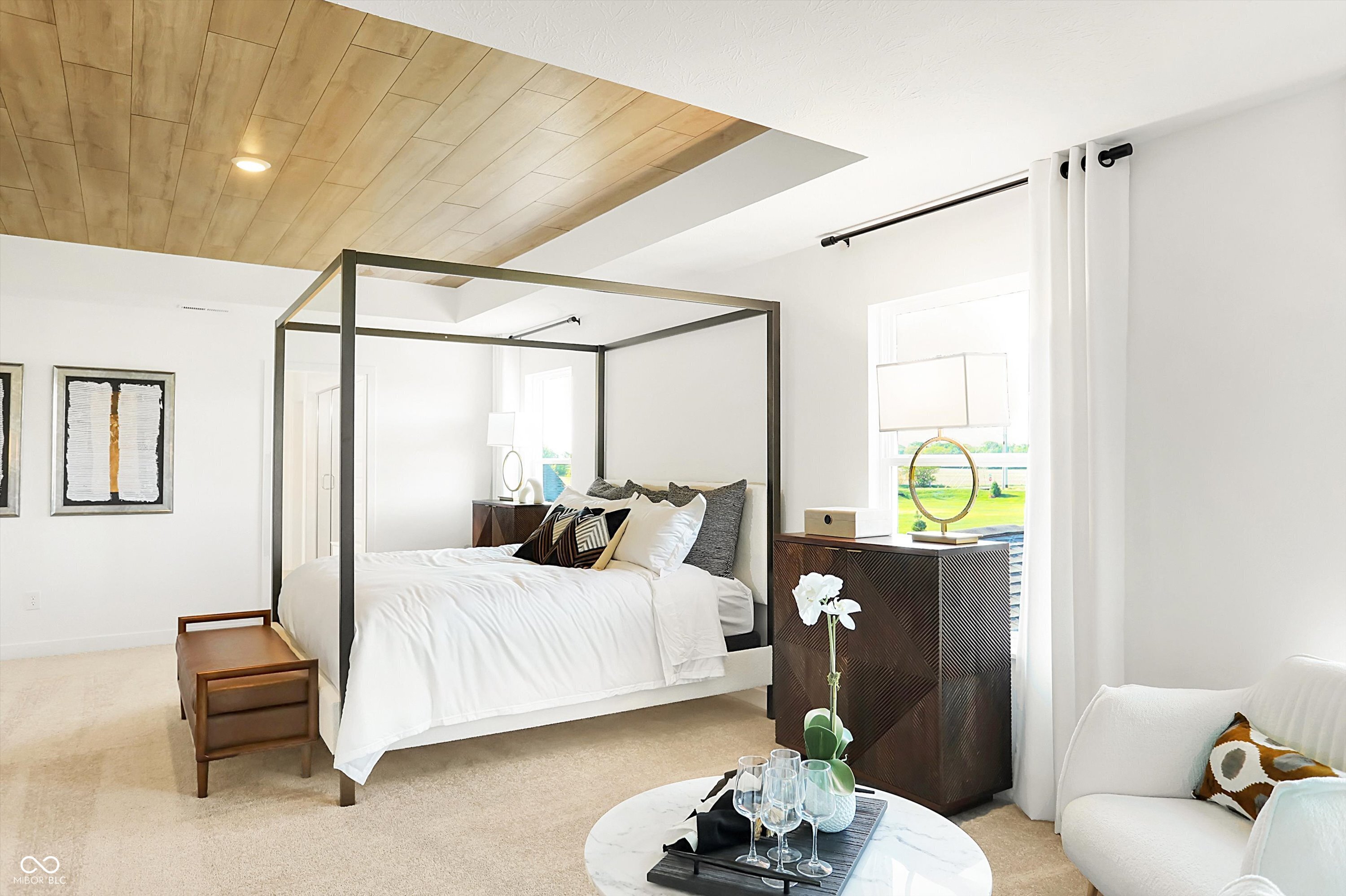 1484 Beyers Street North