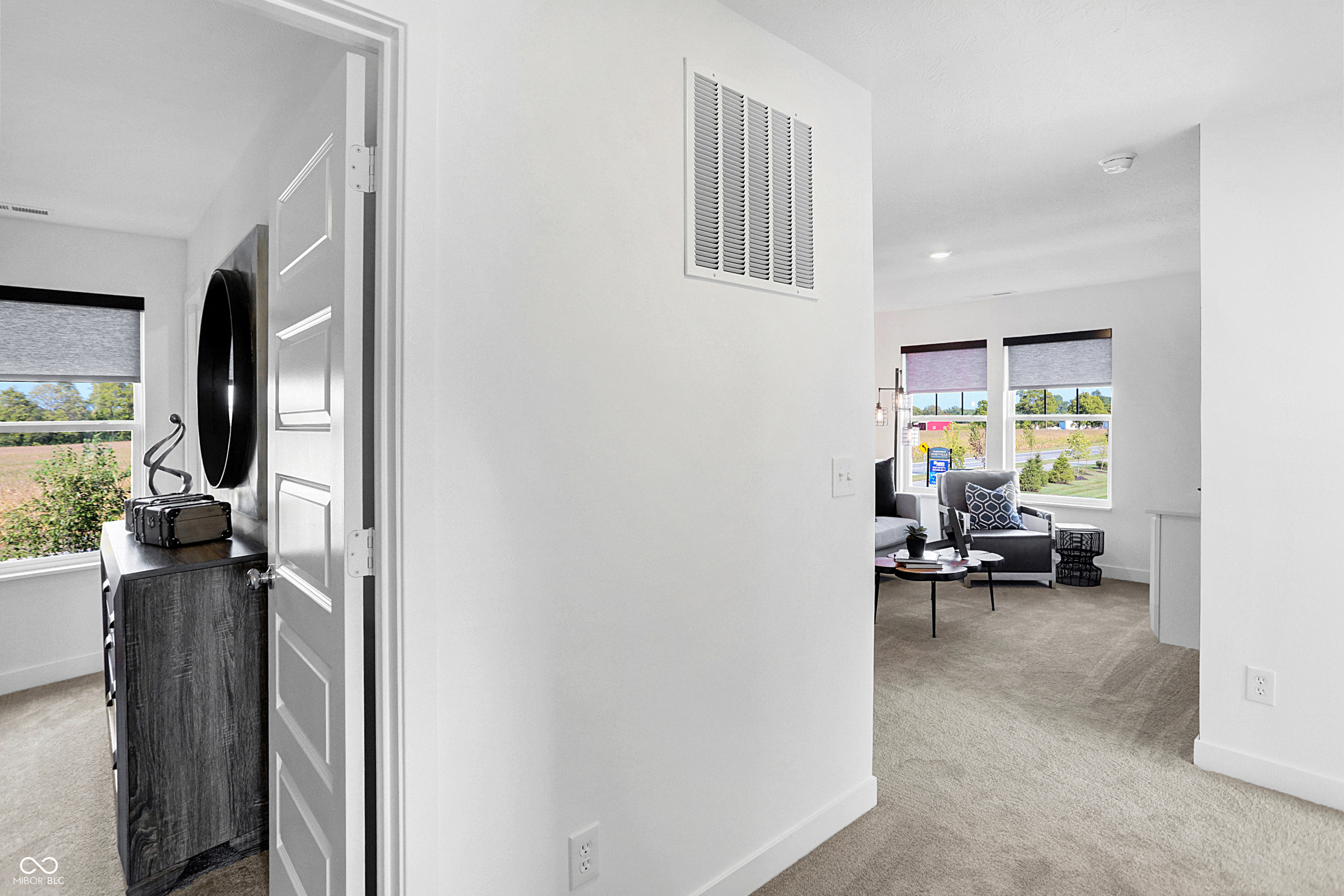 481 Lincoln Circle East