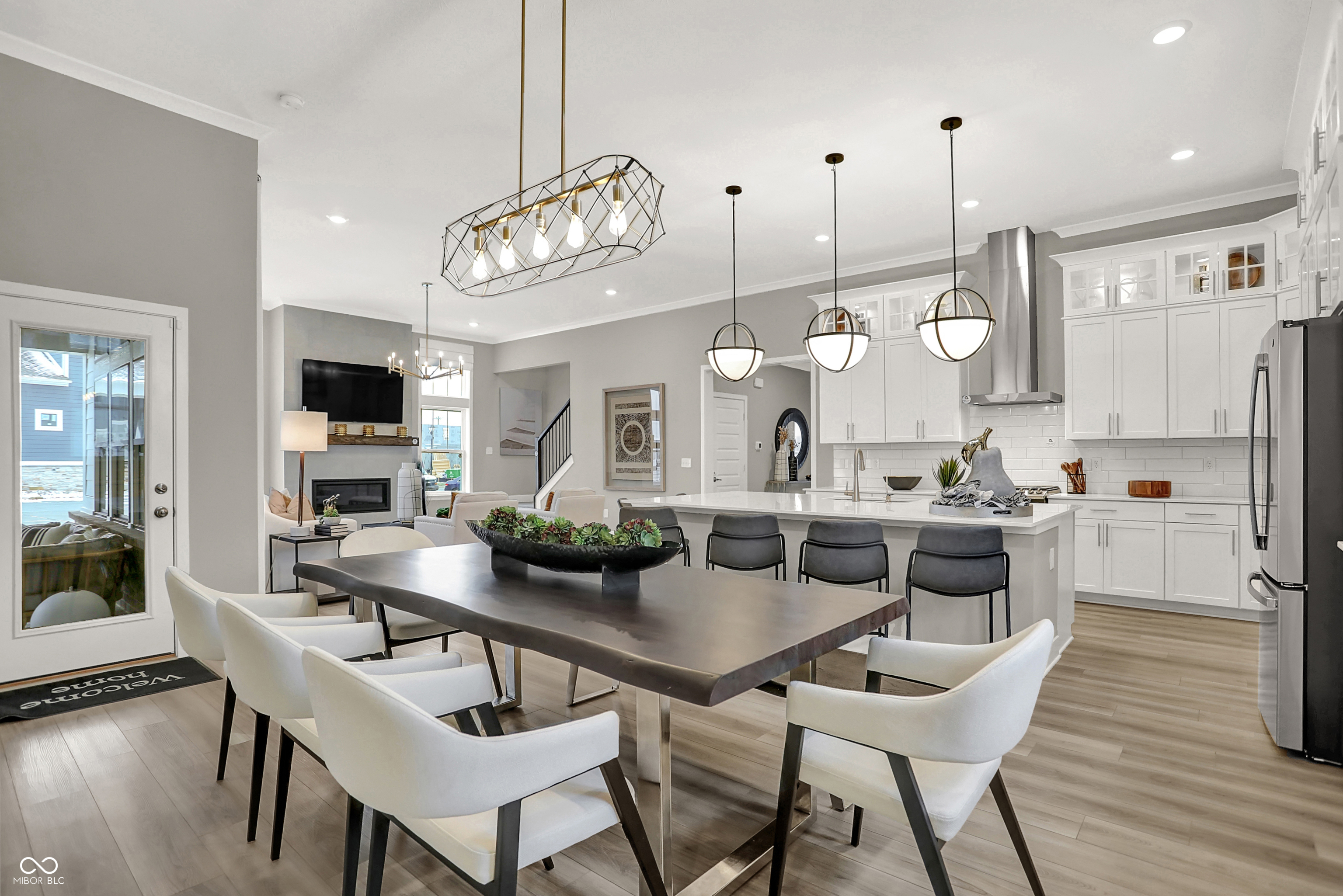 1275 Chatham Hills Boulevard