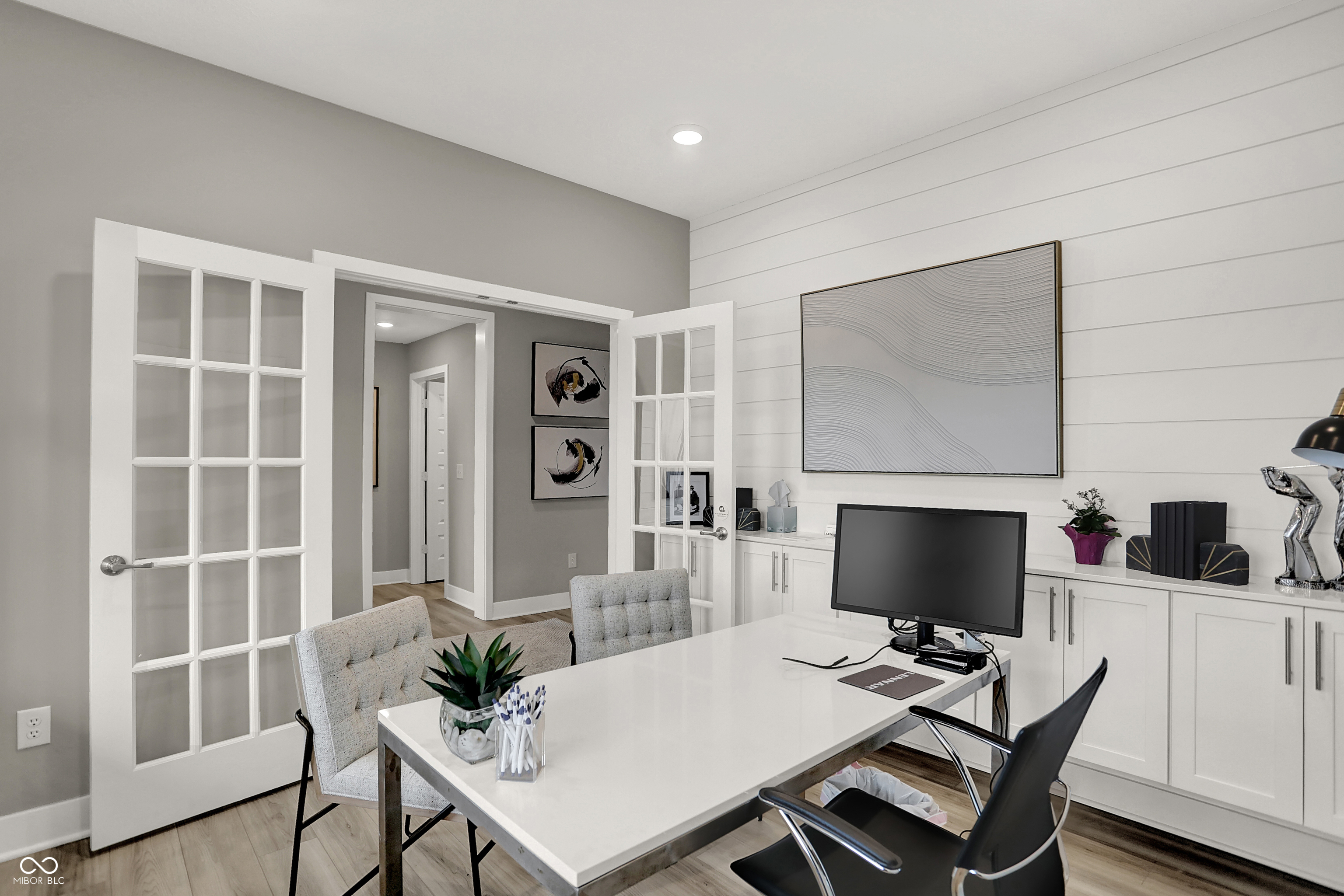 1275 Chatham Hills Boulevard