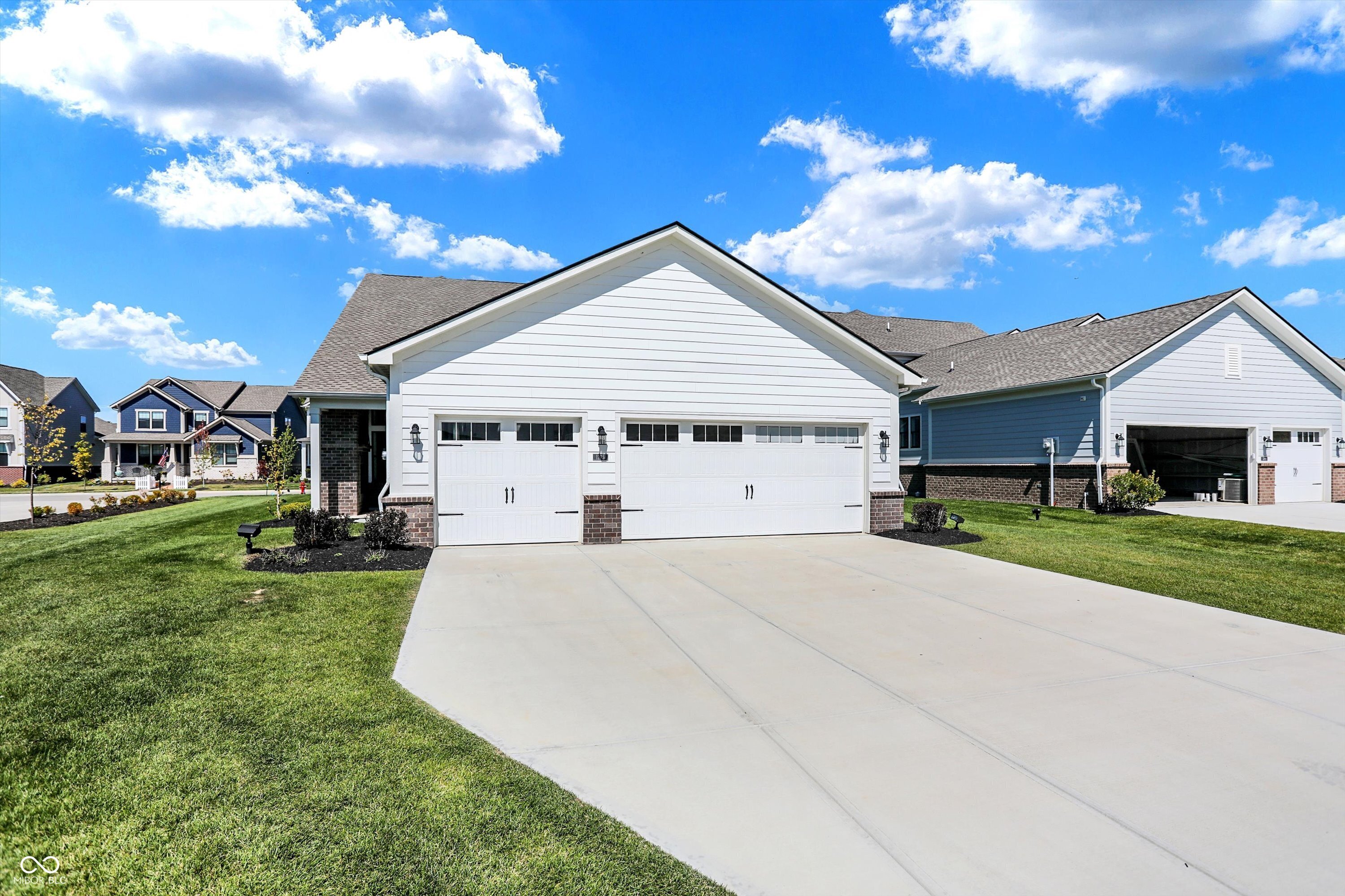 1275 Chatham Hills Boulevard