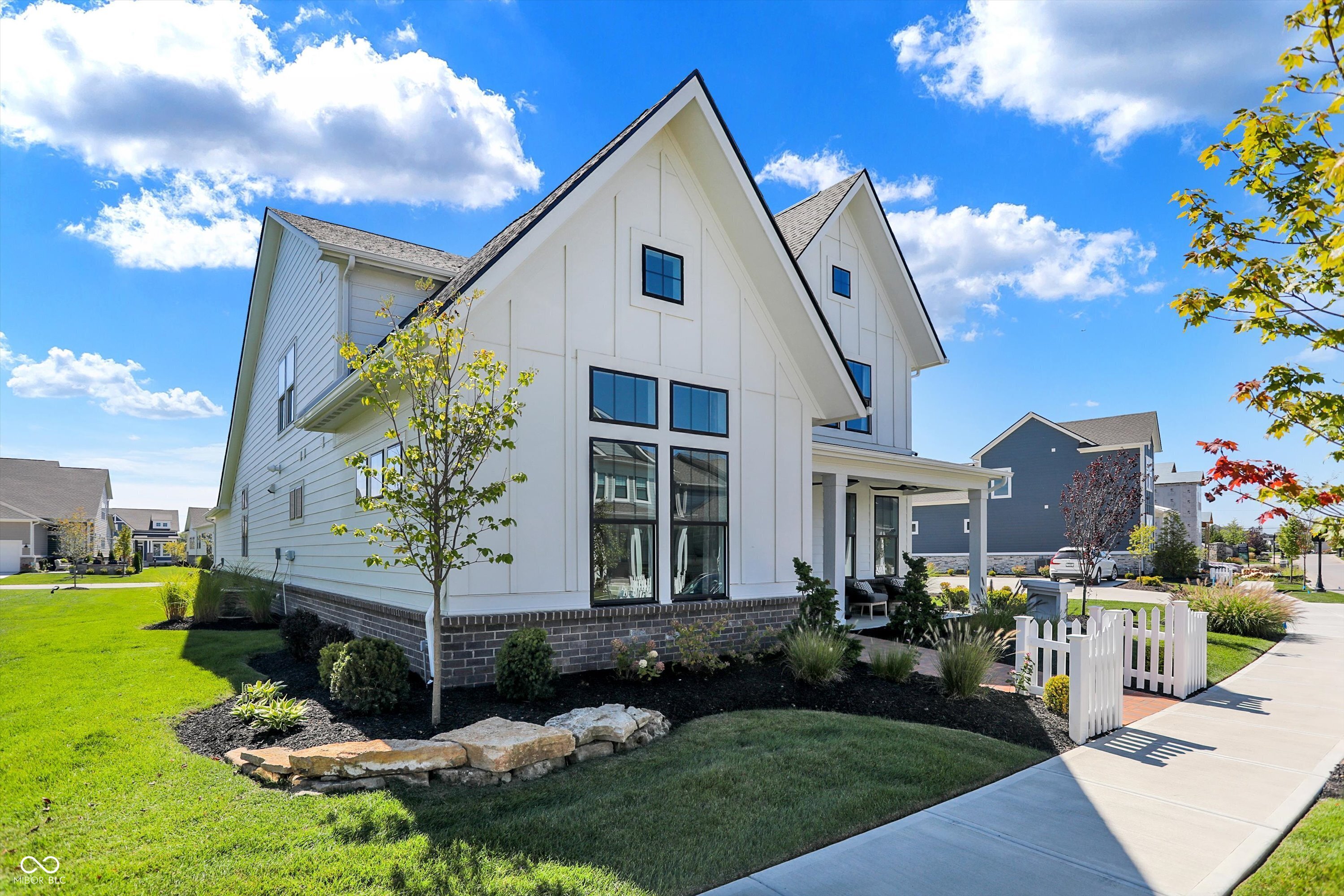 1275 Chatham Hills Boulevard