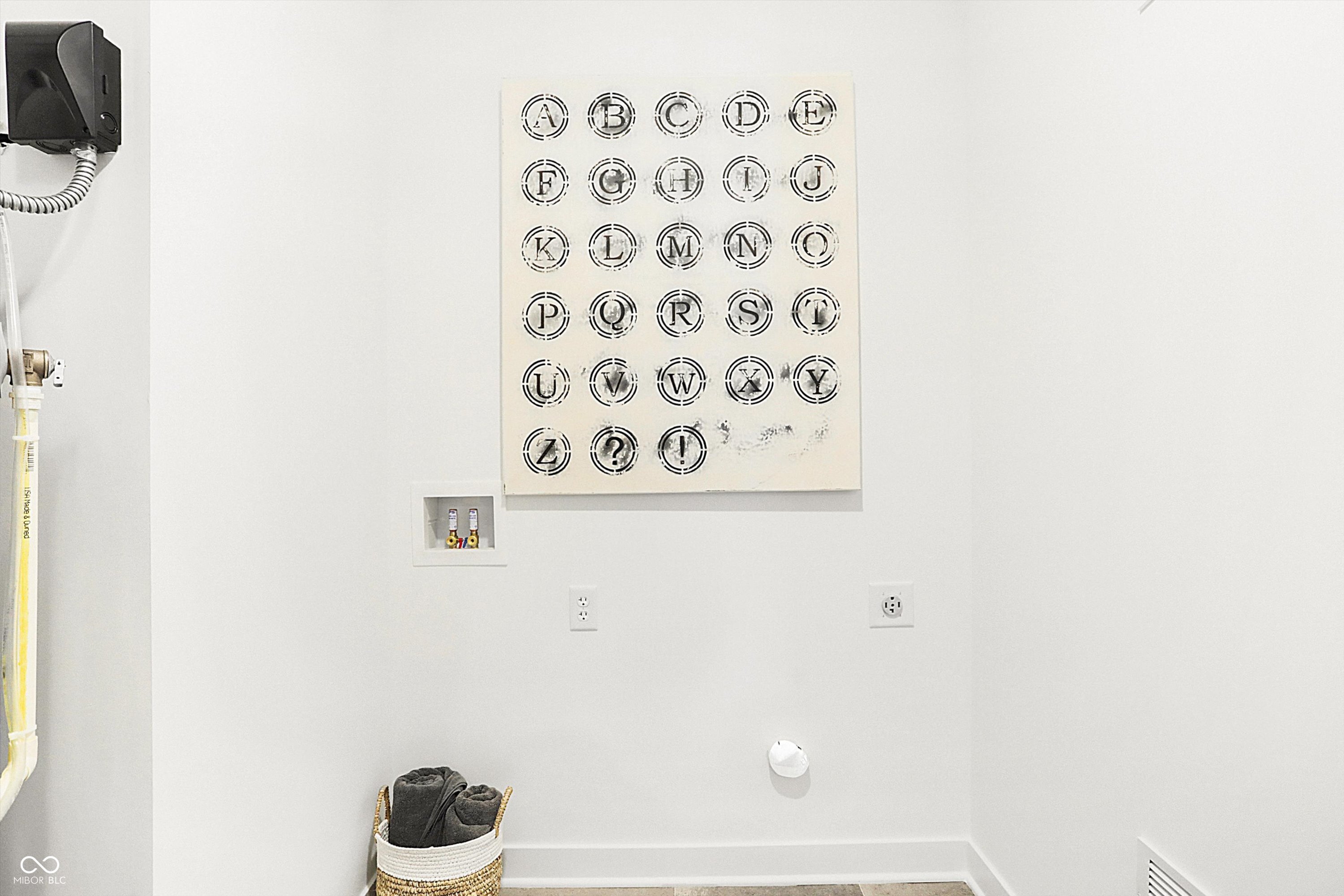 8795 Alexander Ridge Drive