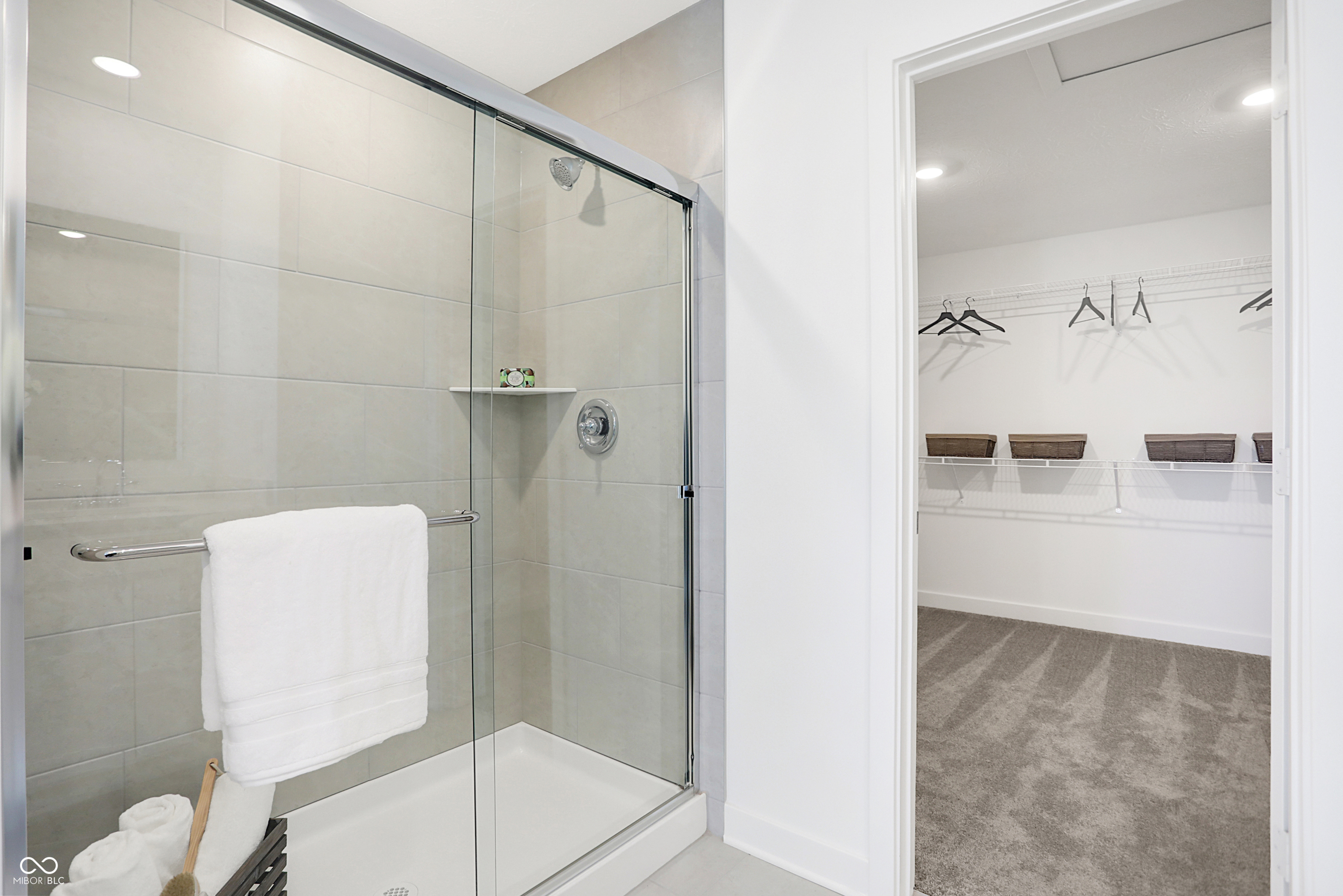 5372 Hill Creek Drive