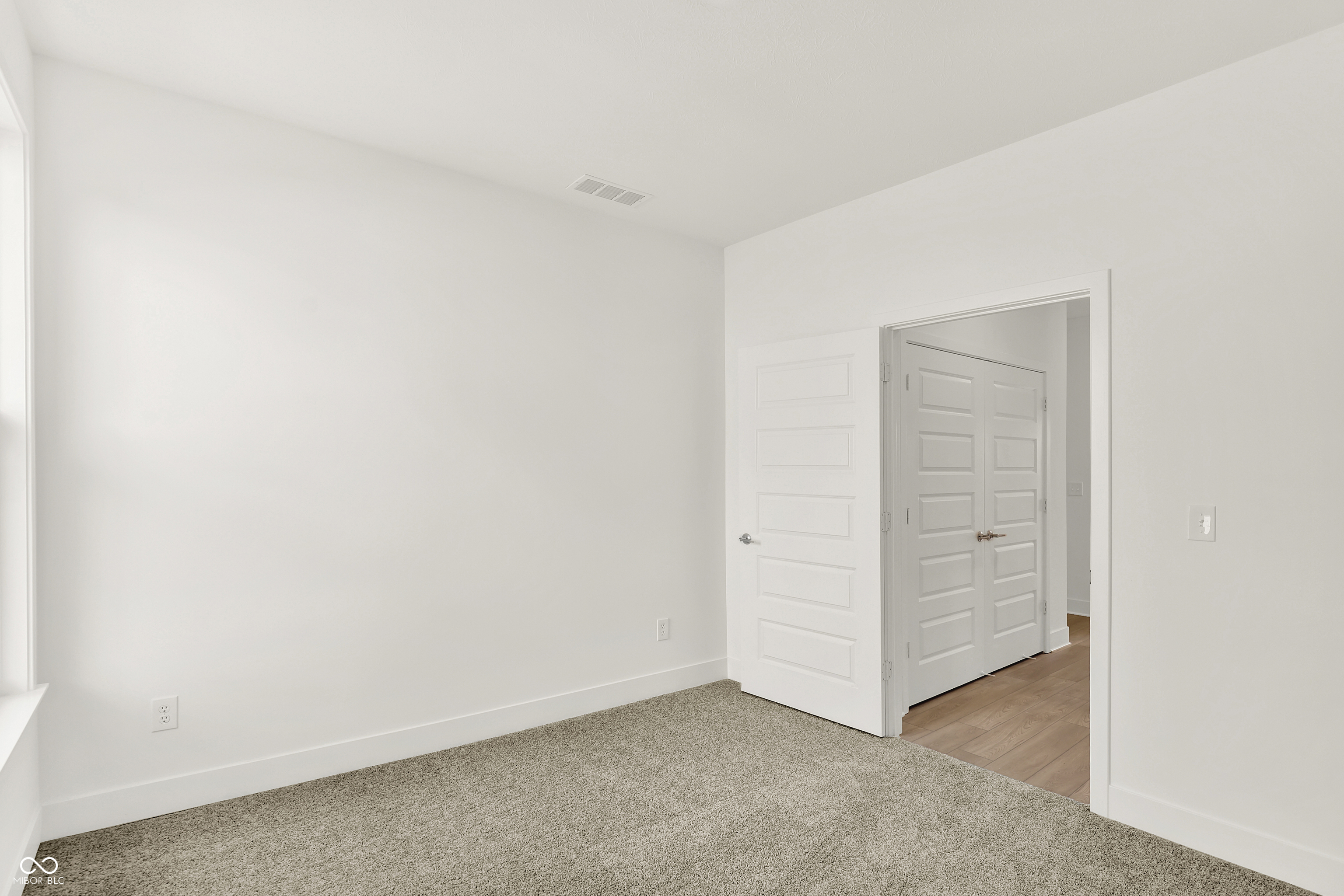 5047 Foxley Park Lane