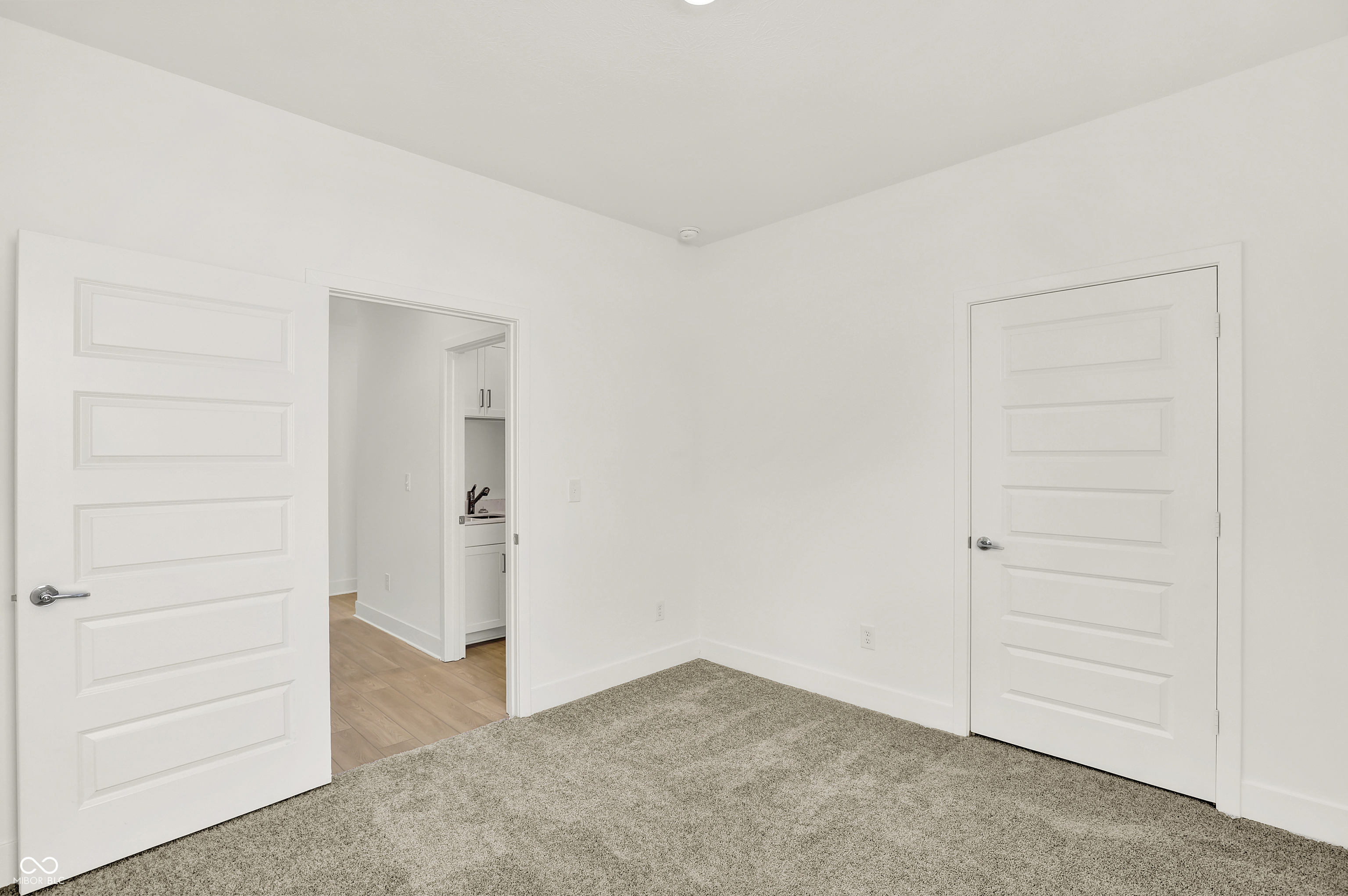 5047 Foxley Park Lane