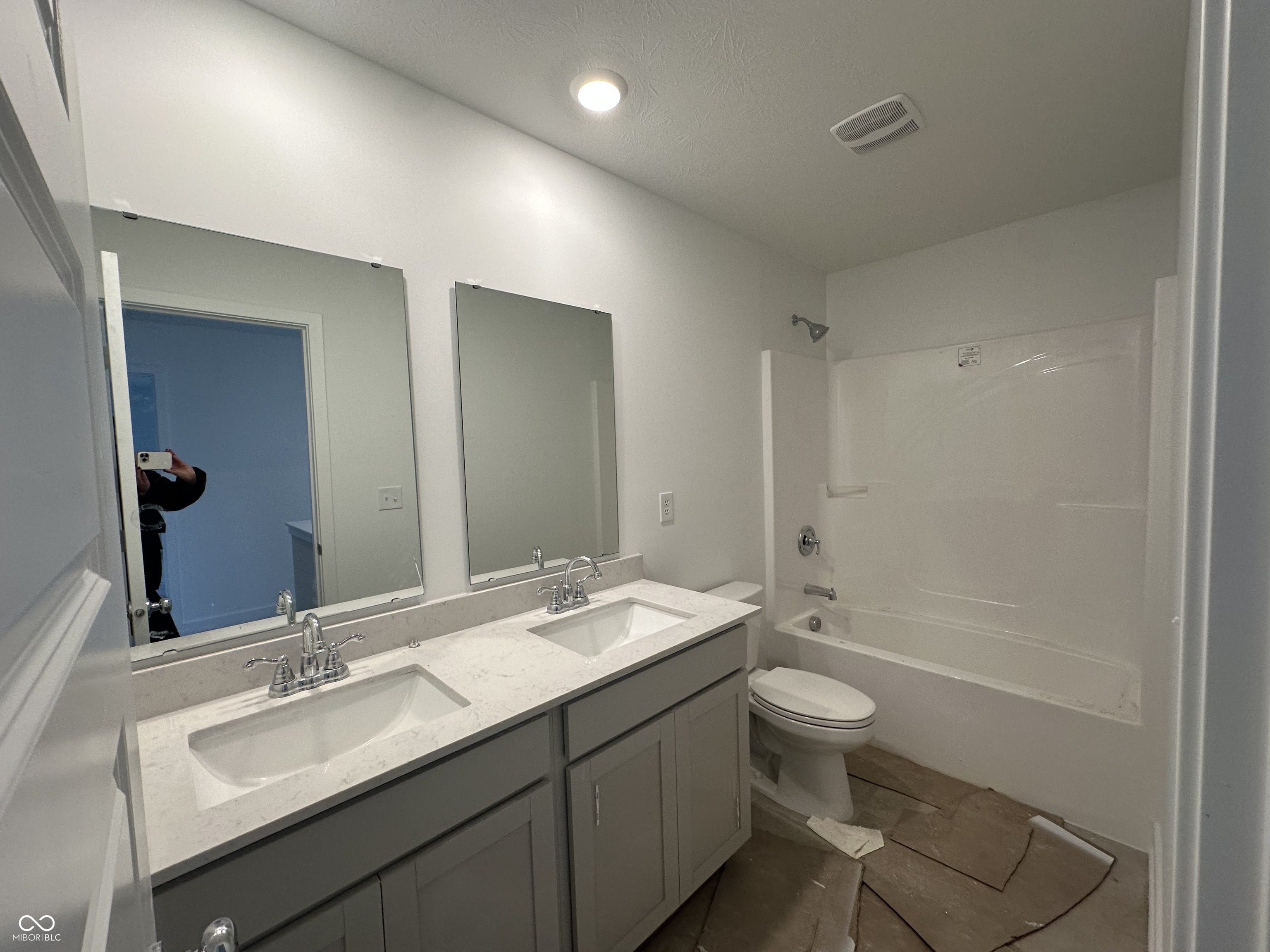 12792 South Rim Drive