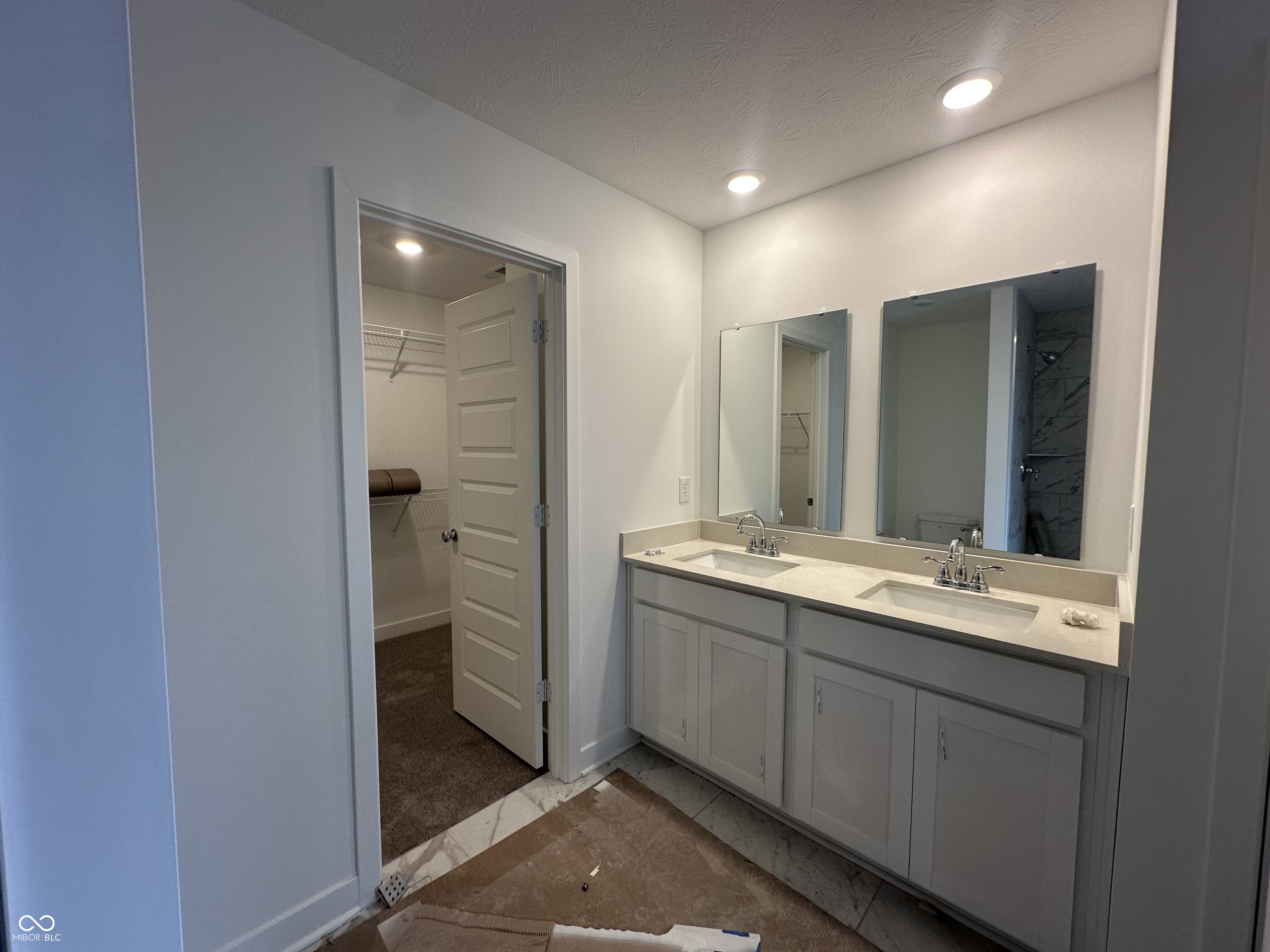 12780 South Rim Drive