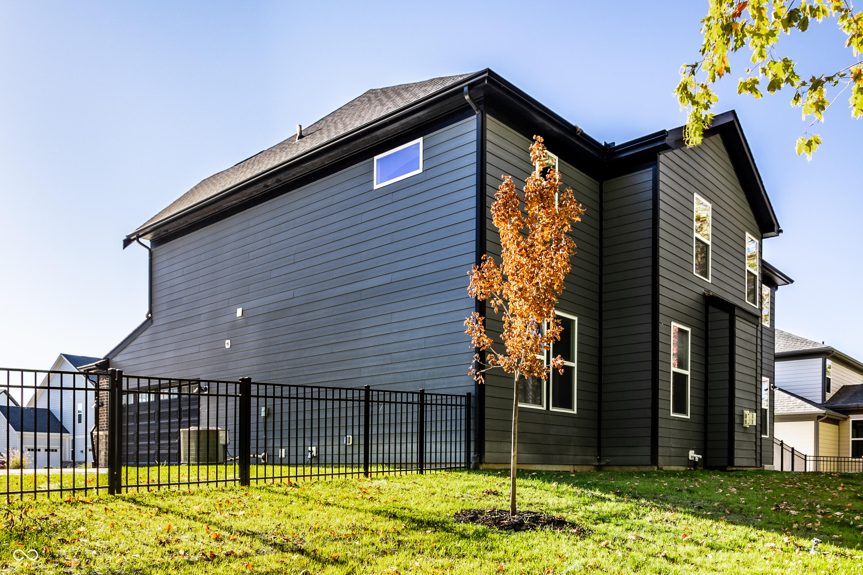 11824 Sage Creek Bend