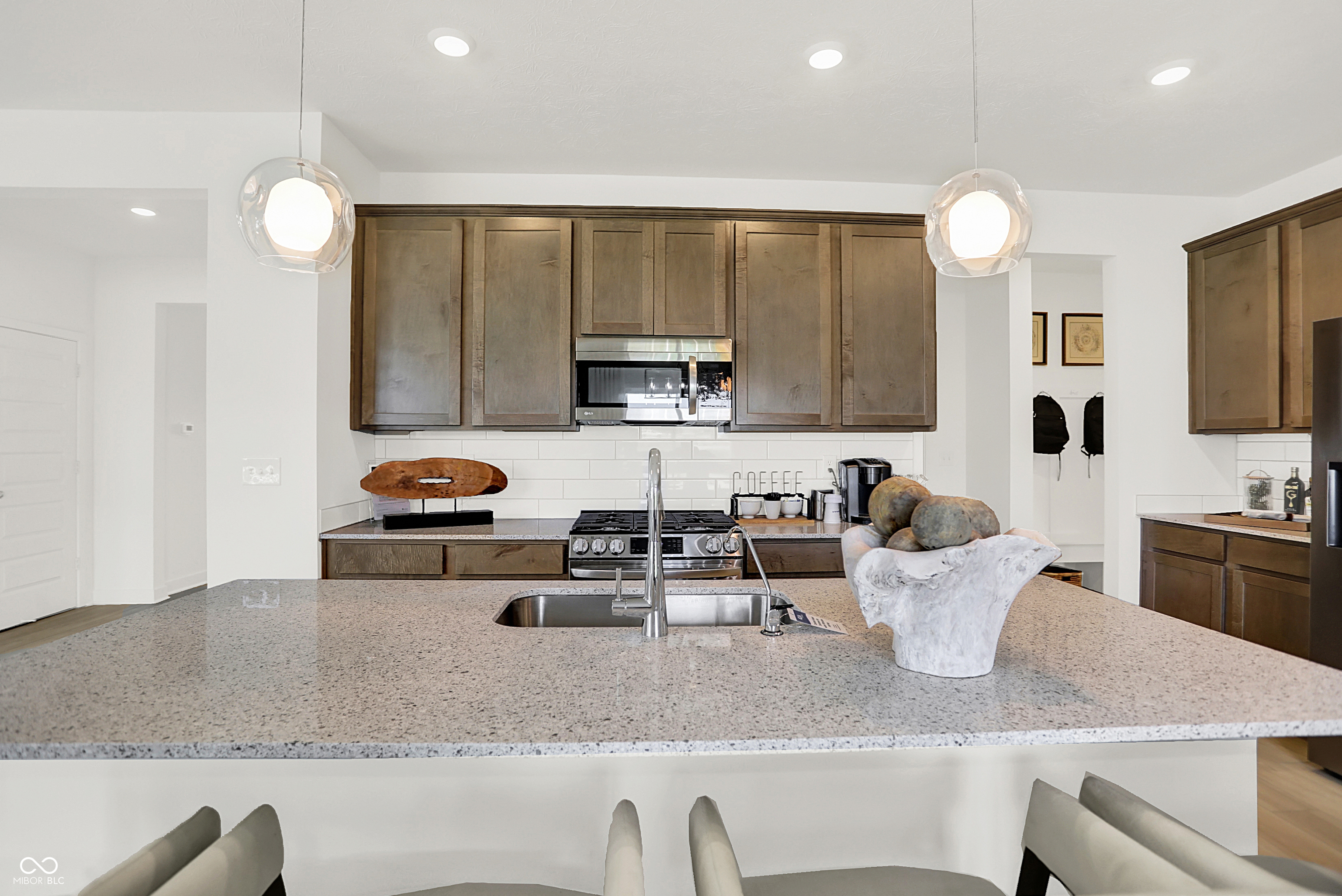 6433 Kilpatrick Lane