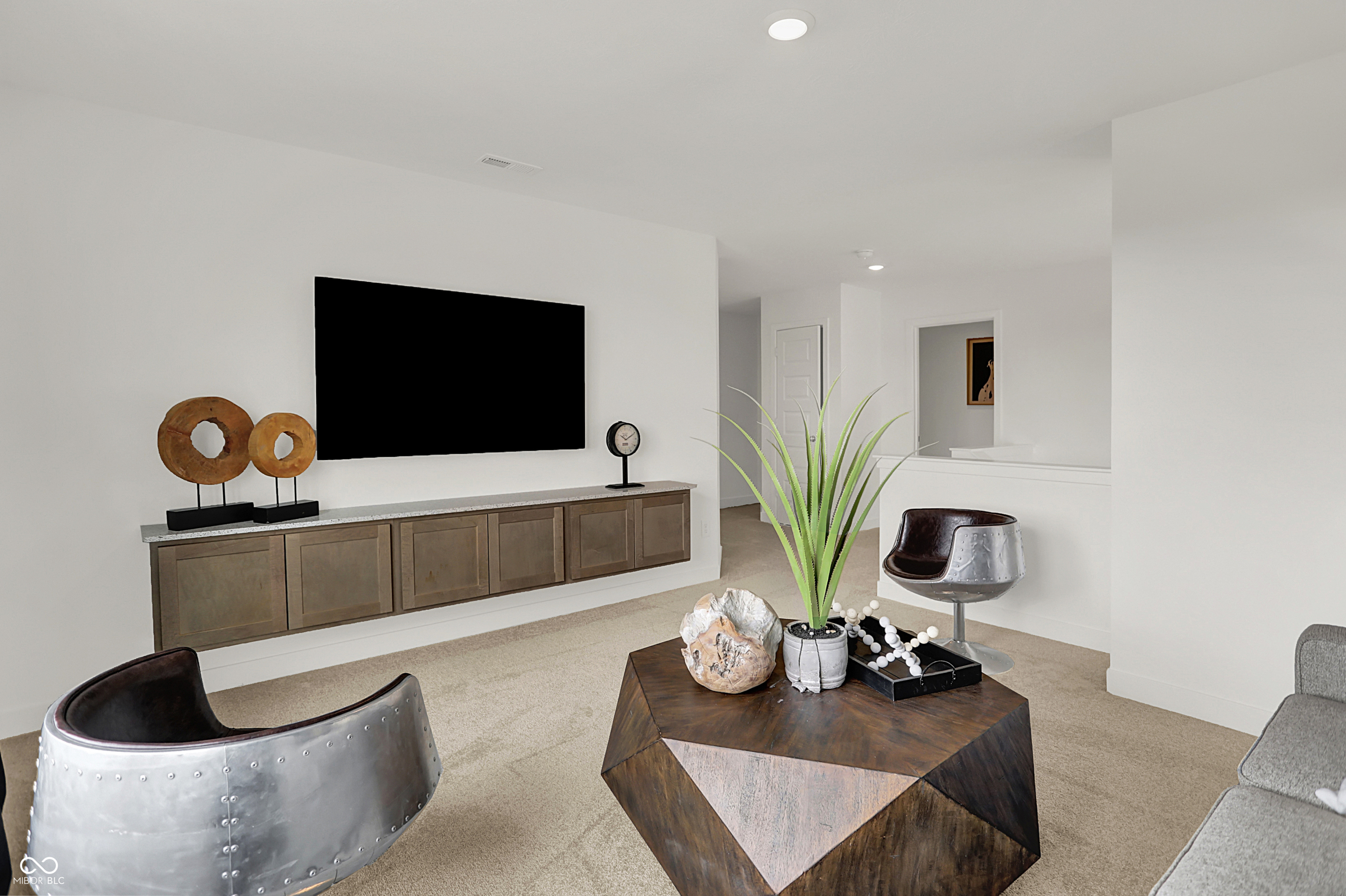 6433 Kilpatrick Lane