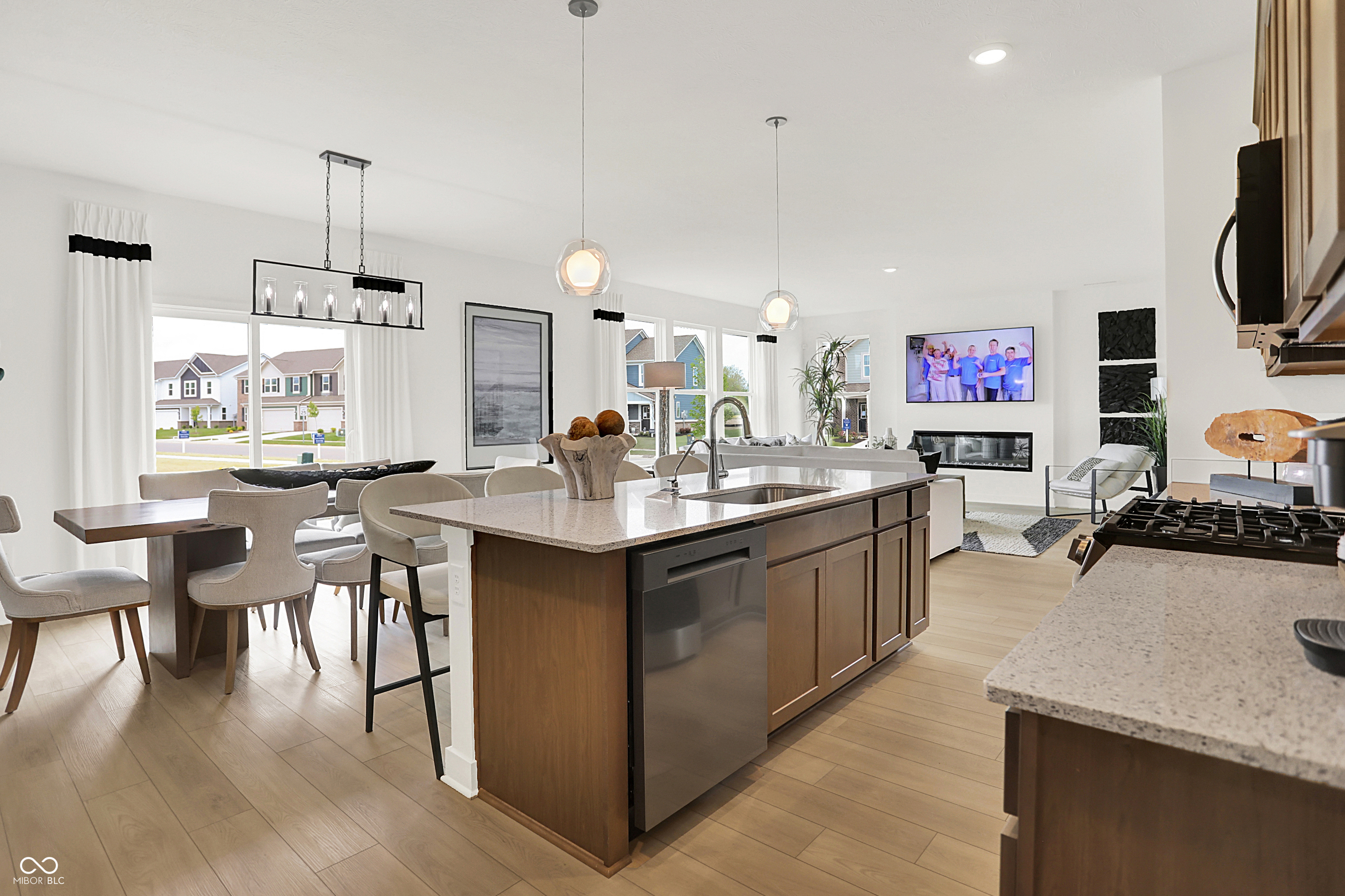 6433 Kilpatrick Lane