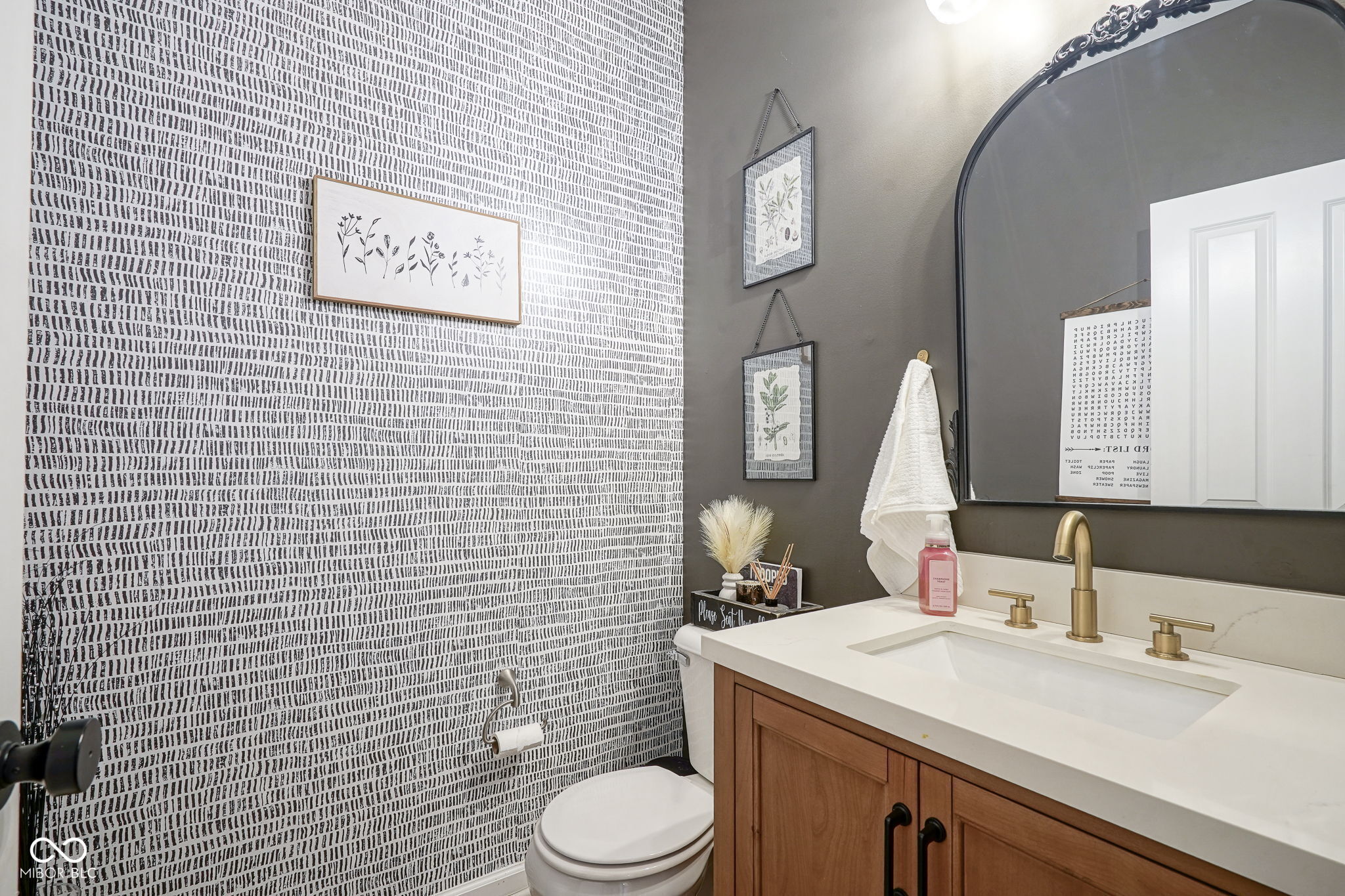 15736 Lawton Square Drive