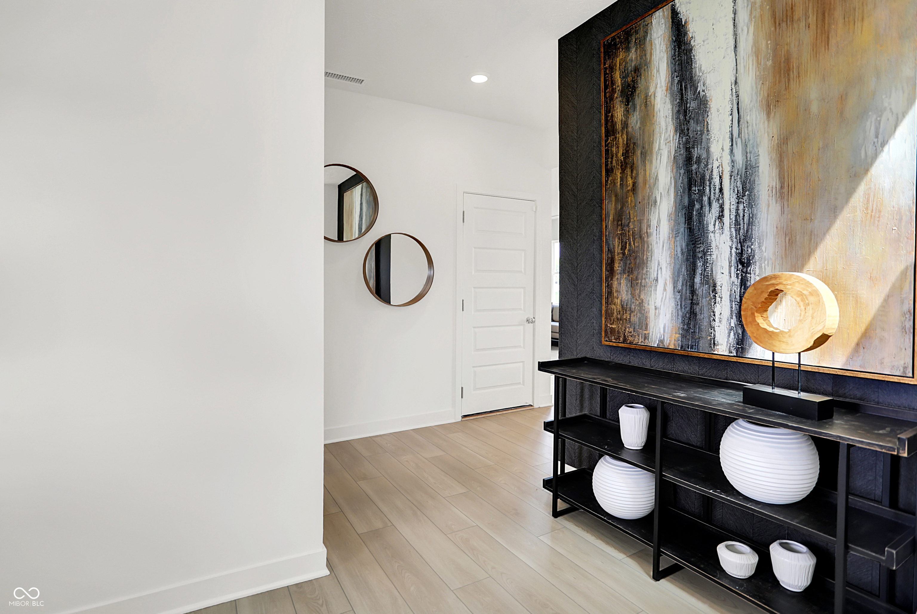 2868 Woods Edge Drive