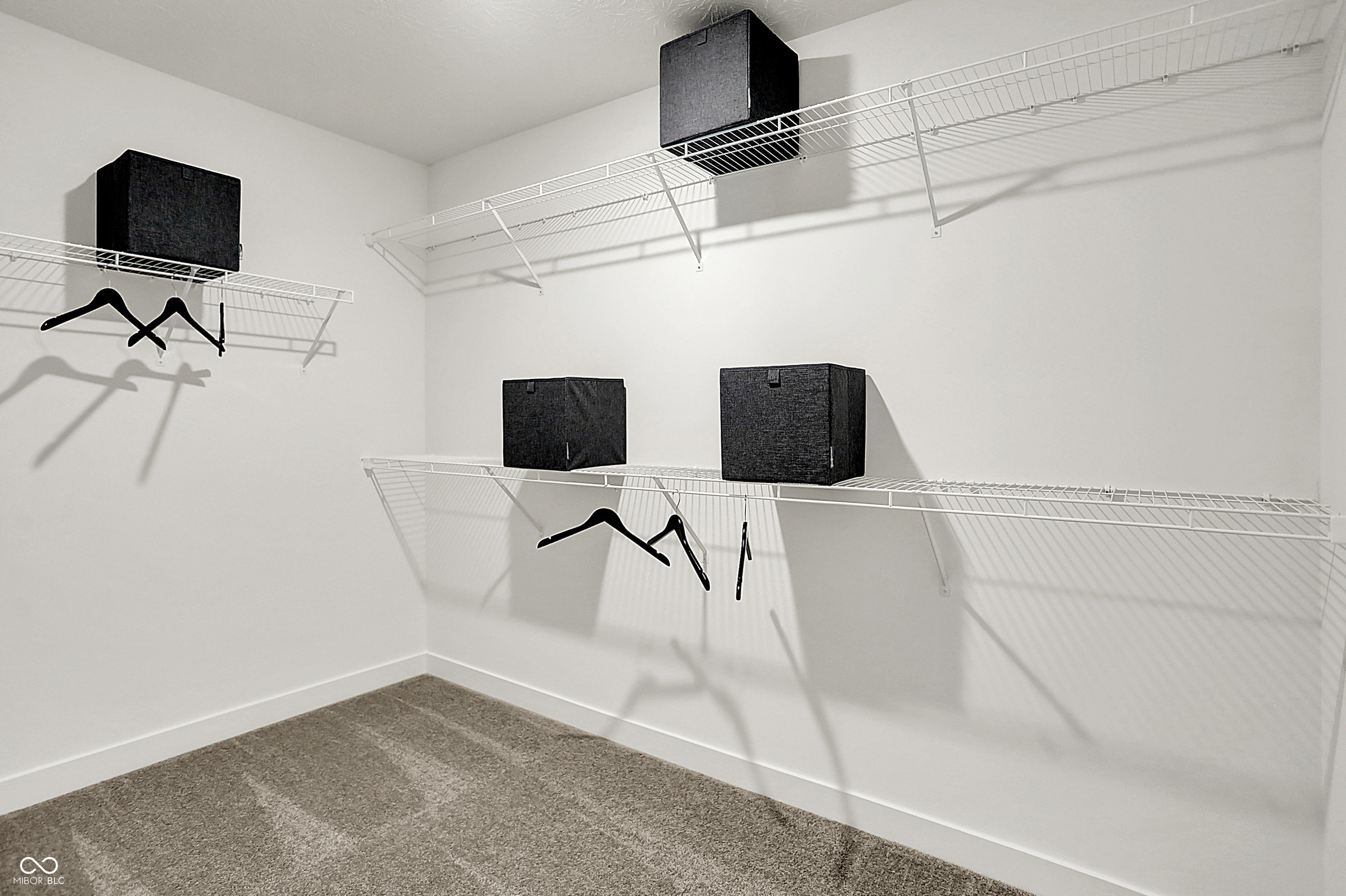 2865 Woods Edge Drive