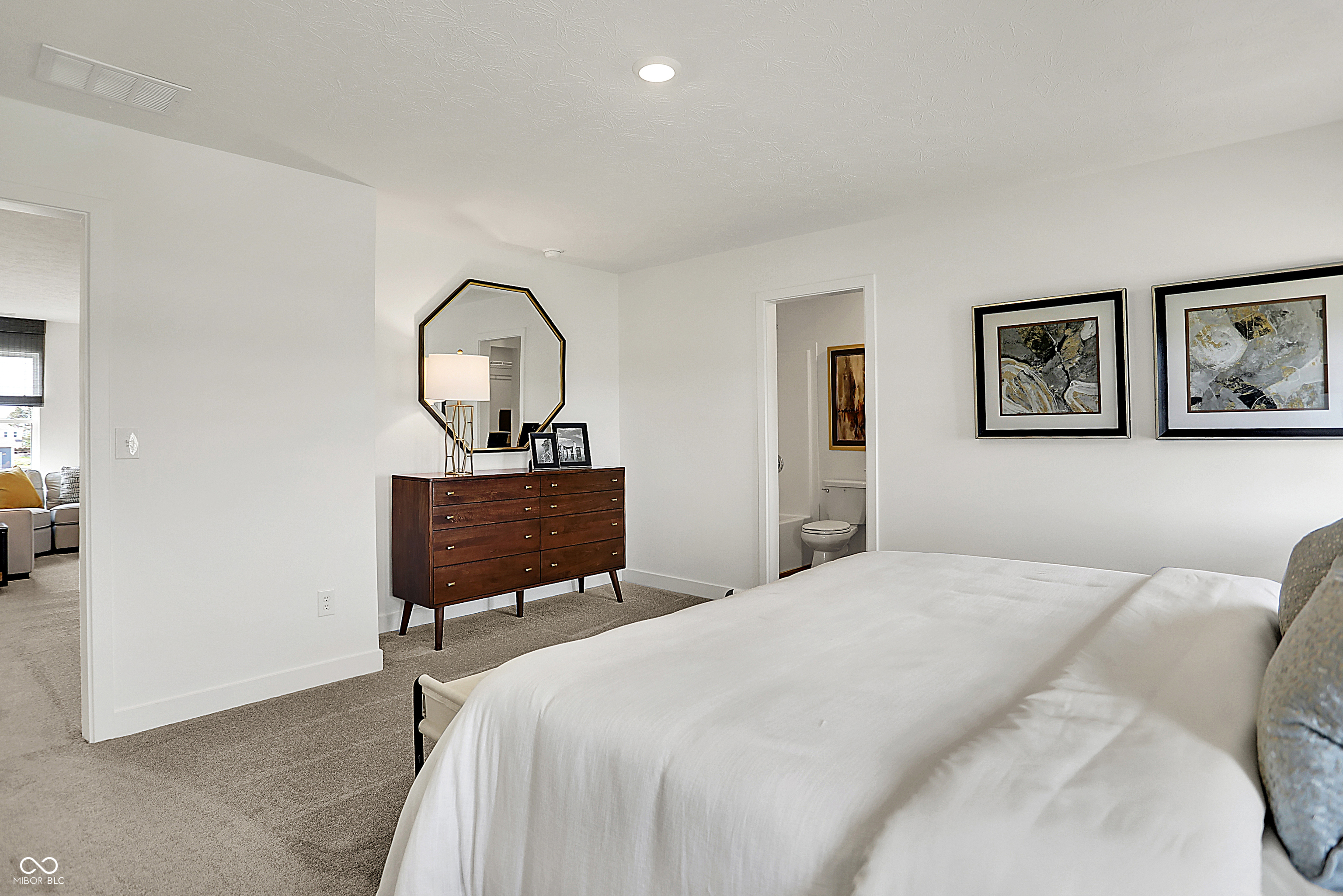 2865 Woods Edge Drive