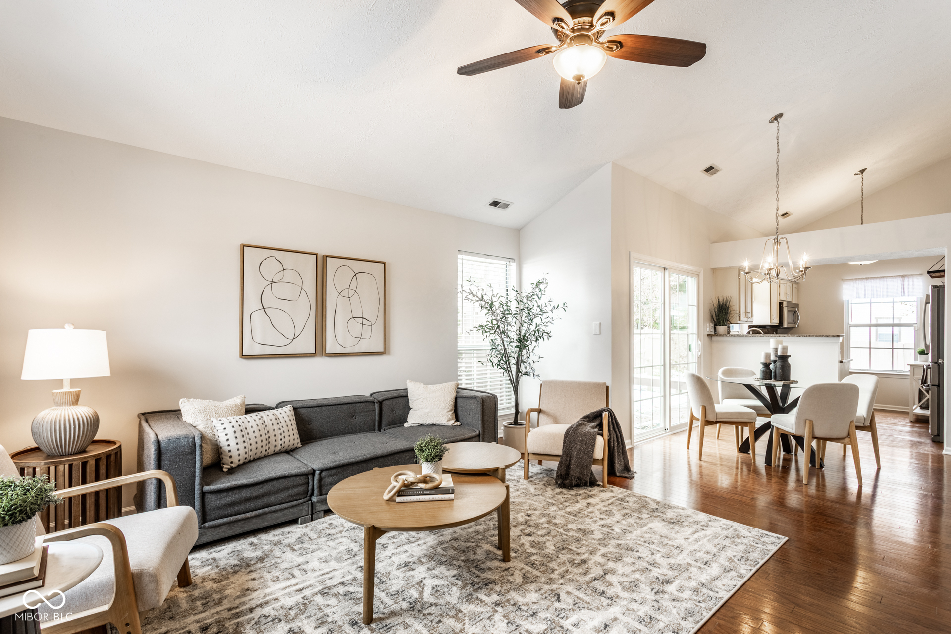 9677 Pine Ridge E Drive